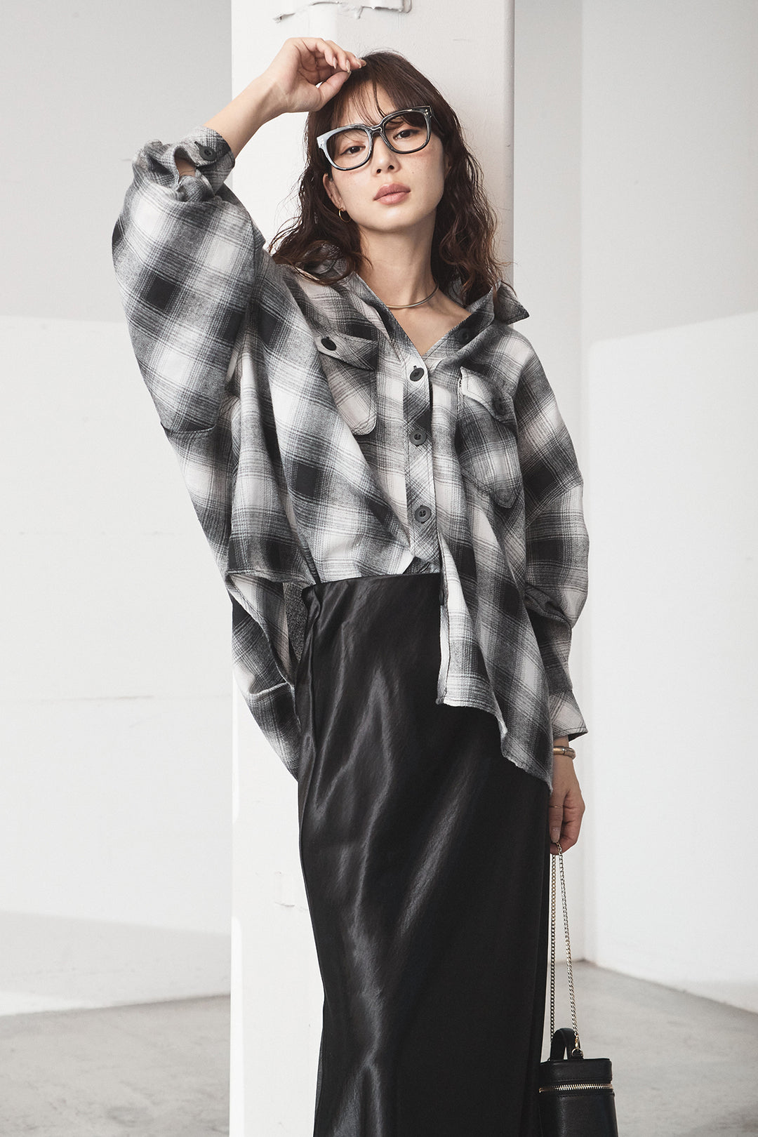 [SET]オンブレーチェックビッグシルエットCPOシャツ+裾レースデザインサテンスカート(2set)