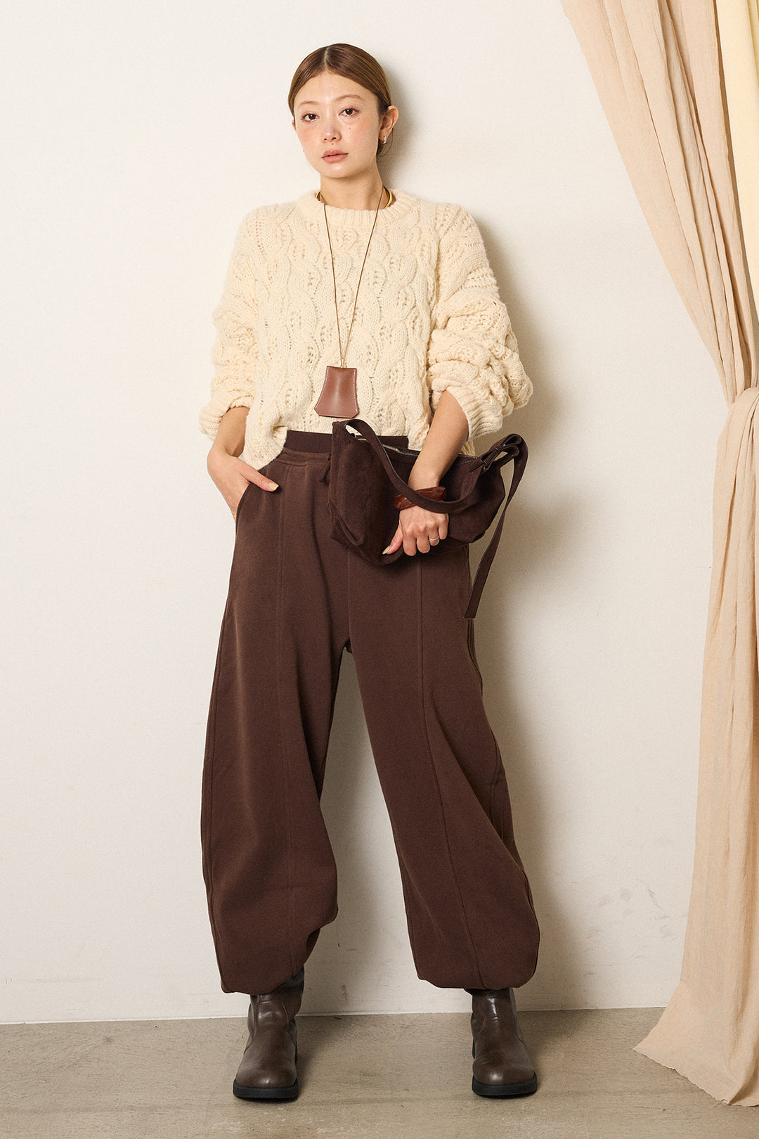 [SET]ケーブルリラックスショートニット+スウェットワイドカーブパンツ(2set)