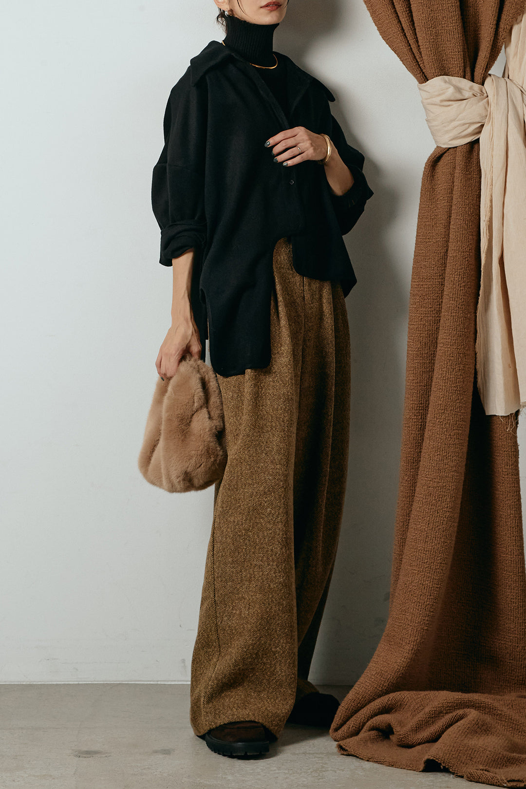 [SET]裾アシンメトリーデザインシャツ+タックツイードワイドパンツ+リブニットシームレスタートルプルオーバー(3set)