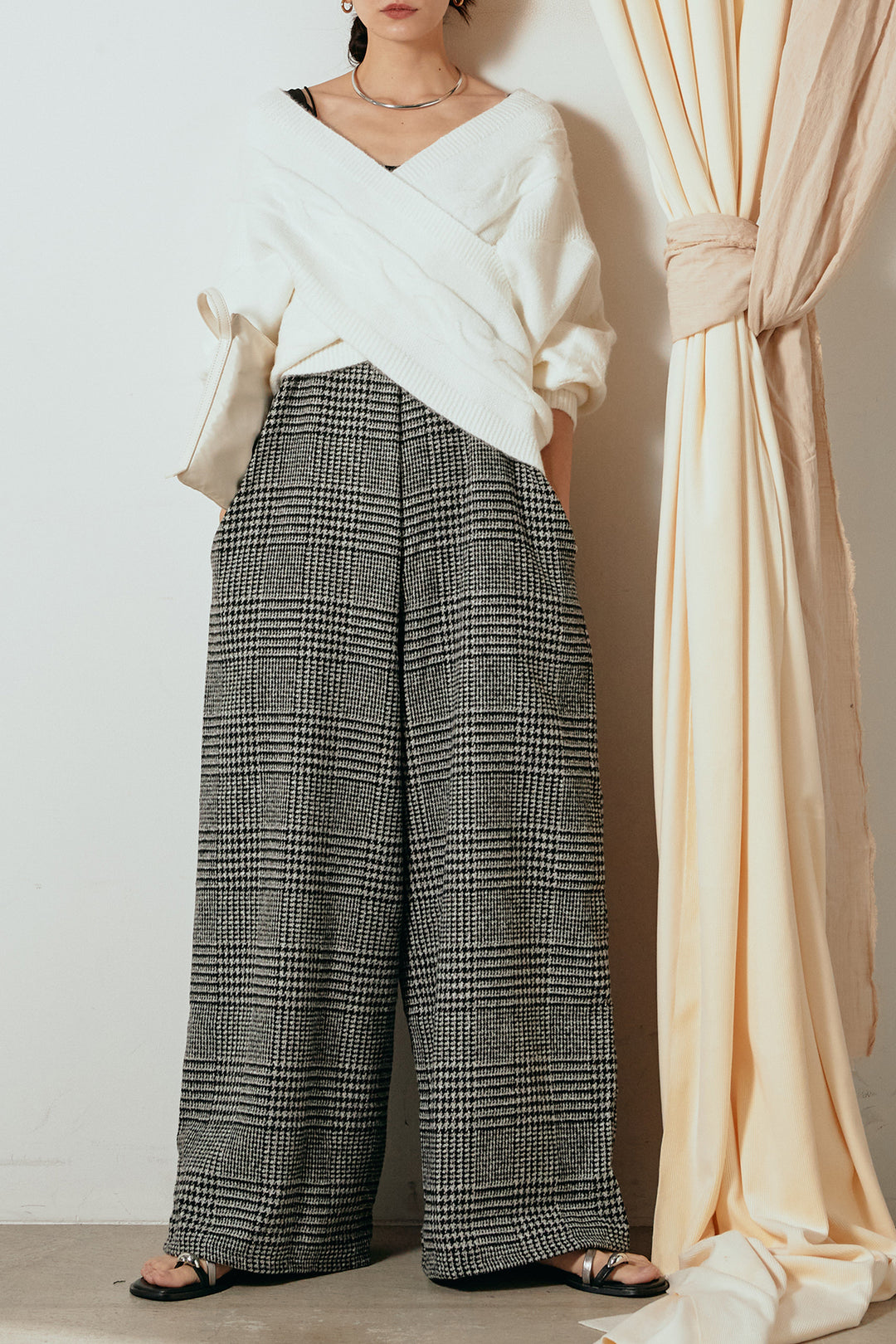 [SET]ケーブルカシュクールニットトップス+前後2wayグレンチェック柄スカーチョサロペット(2set)