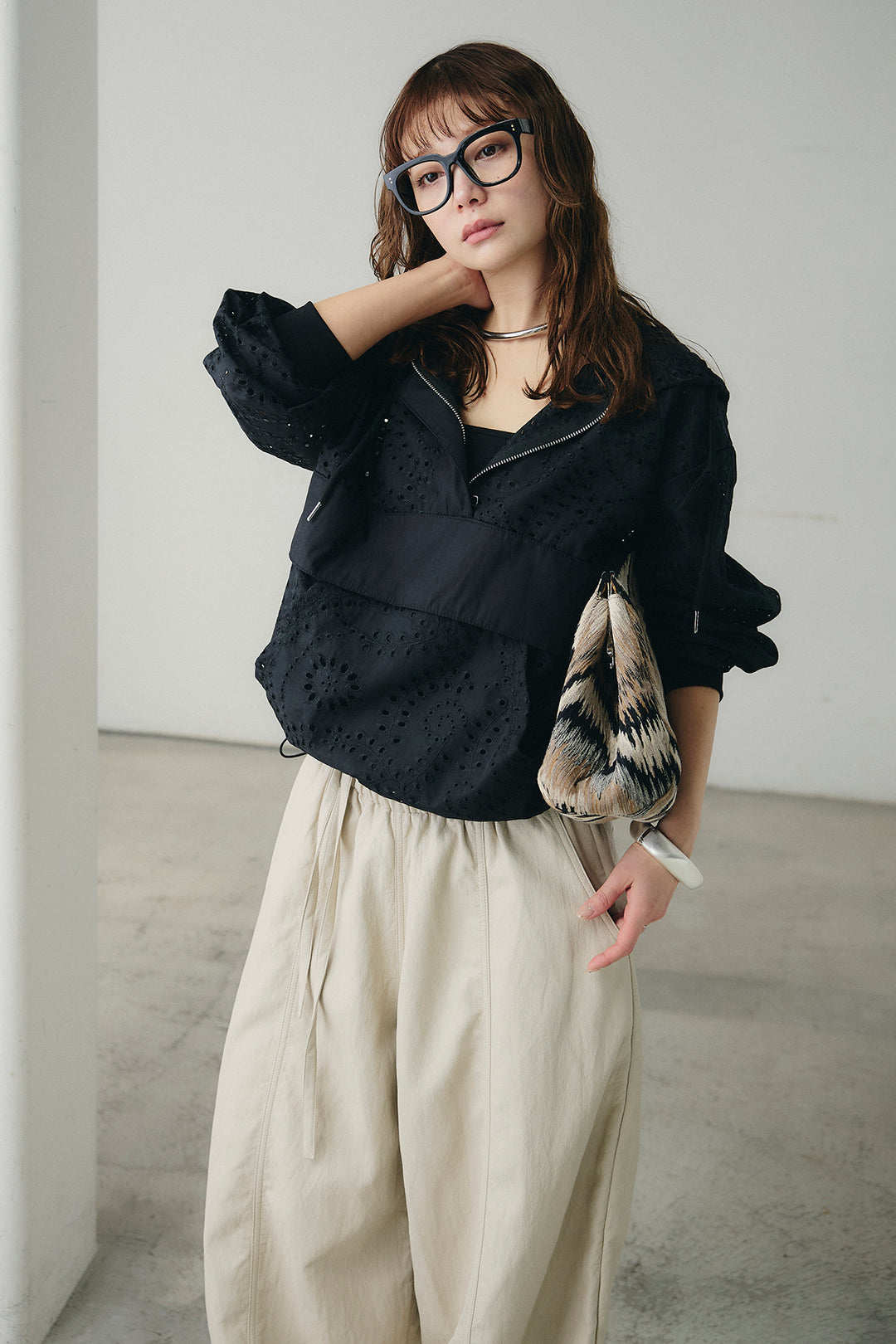 [SET]レースハーフジップアップフーディー+フェイクレザーカーブワイドパンツ(2set)