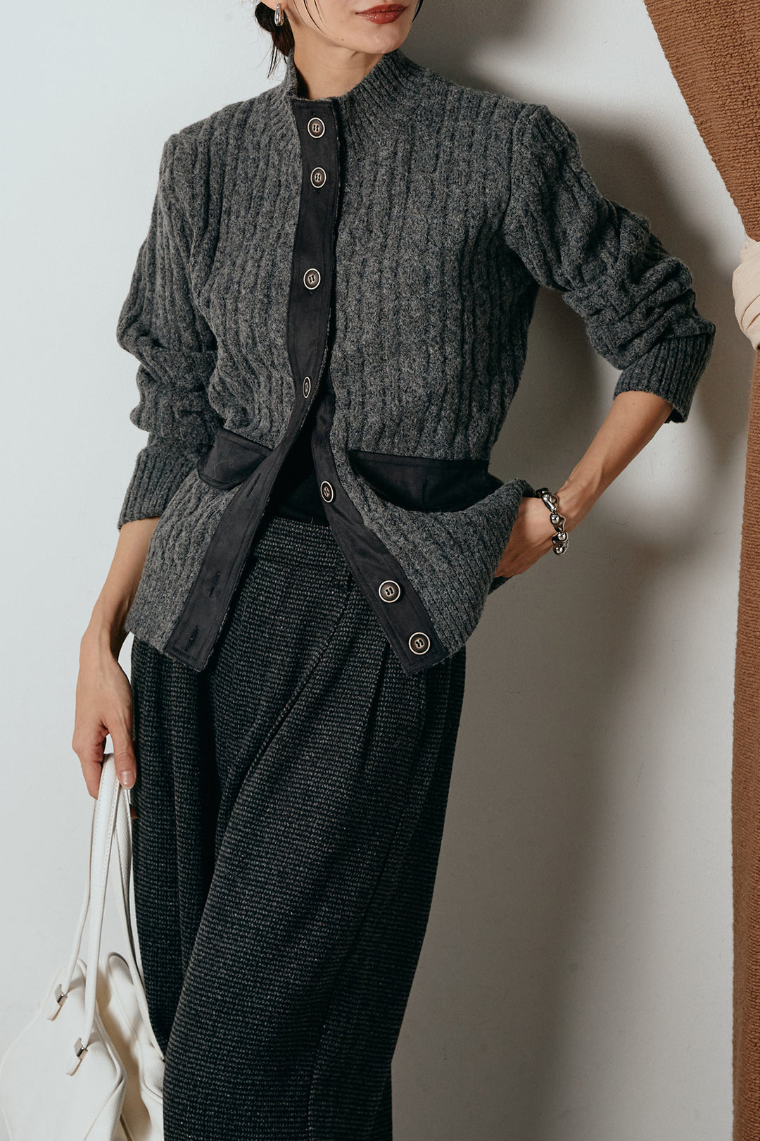 [SET]ボトルネックケーブルニットカーディガン+起毛タック入りツイードワイドパンツ(2set)