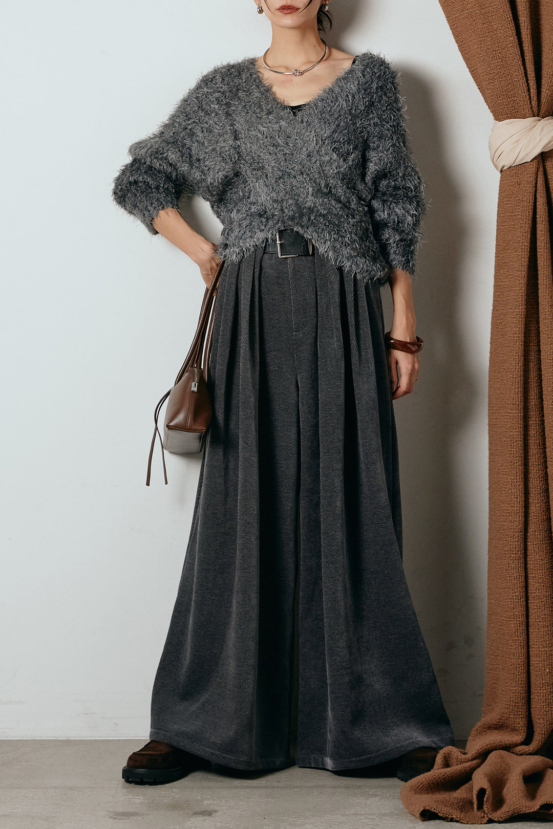 [SET]シャギークロスニットトップス+ベルトループコーデュロイワイドパンツ(2set)