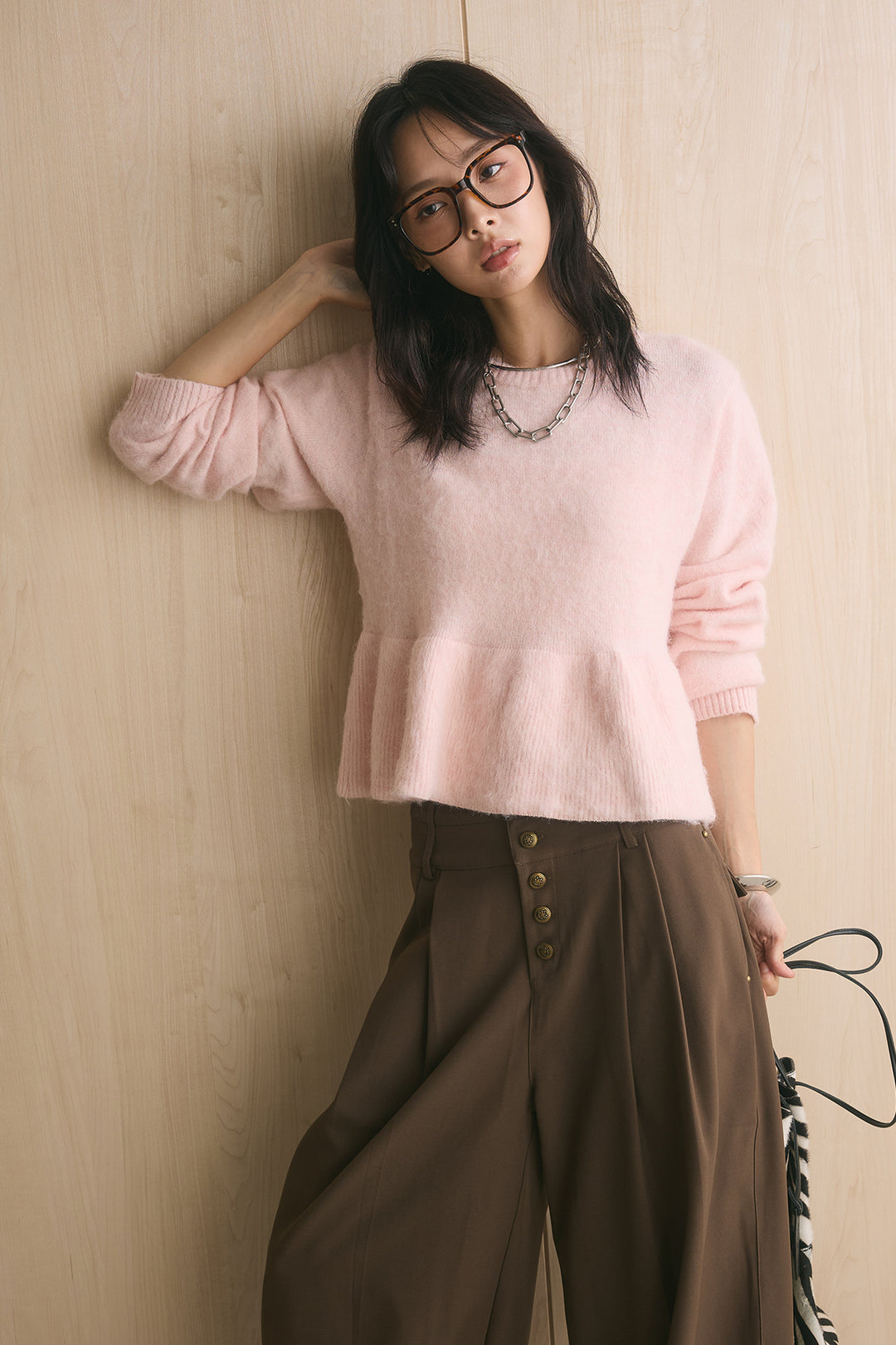 [SET]モヘアぺプラムクルーネックプルオーバー+ファイブボタンツータックワイドパンツ(2set)