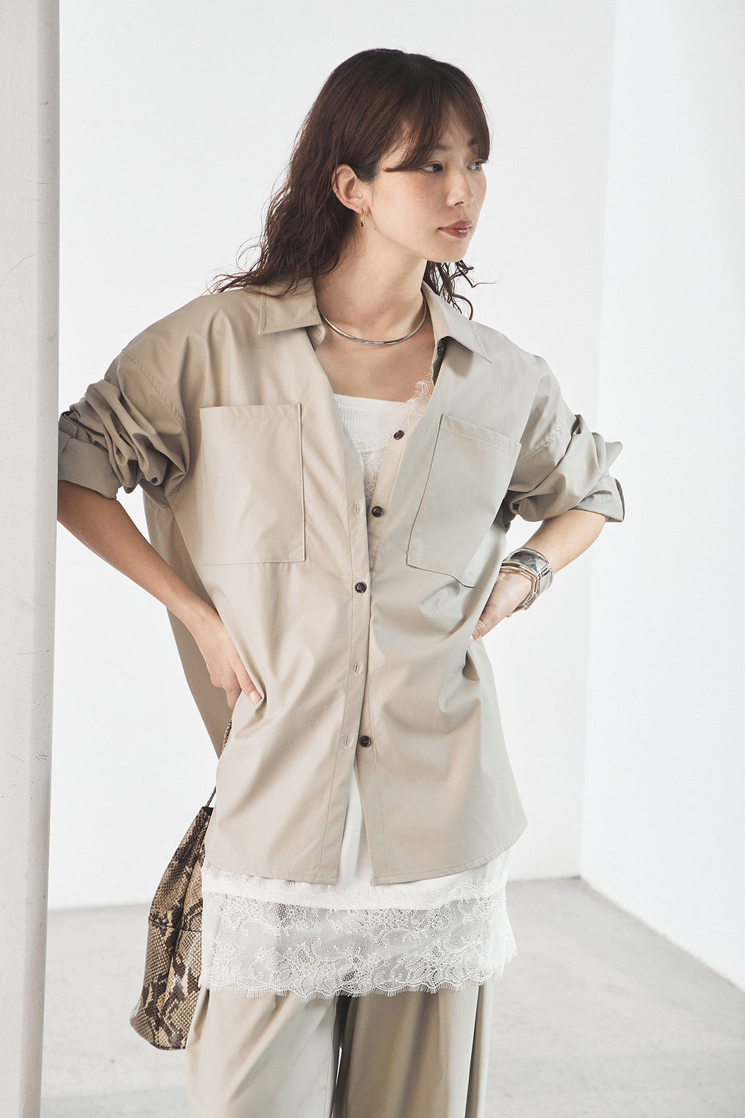 [SET]ウォッシャブルエコレザービックカフスシャツ+ウォッシャブルエコレザータックパンツ(2set)