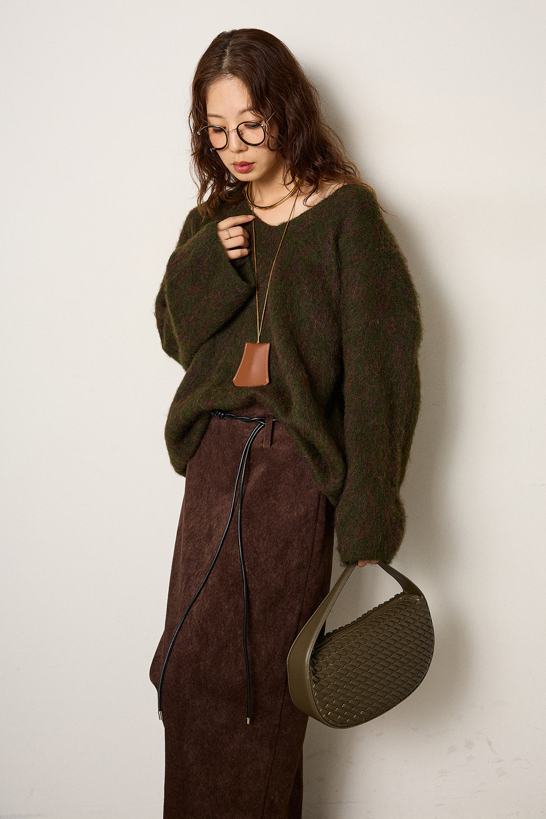 [SET]フラッフィーレオパードシャギーニット+ロープベルト付きスウェード調スカート(2set)