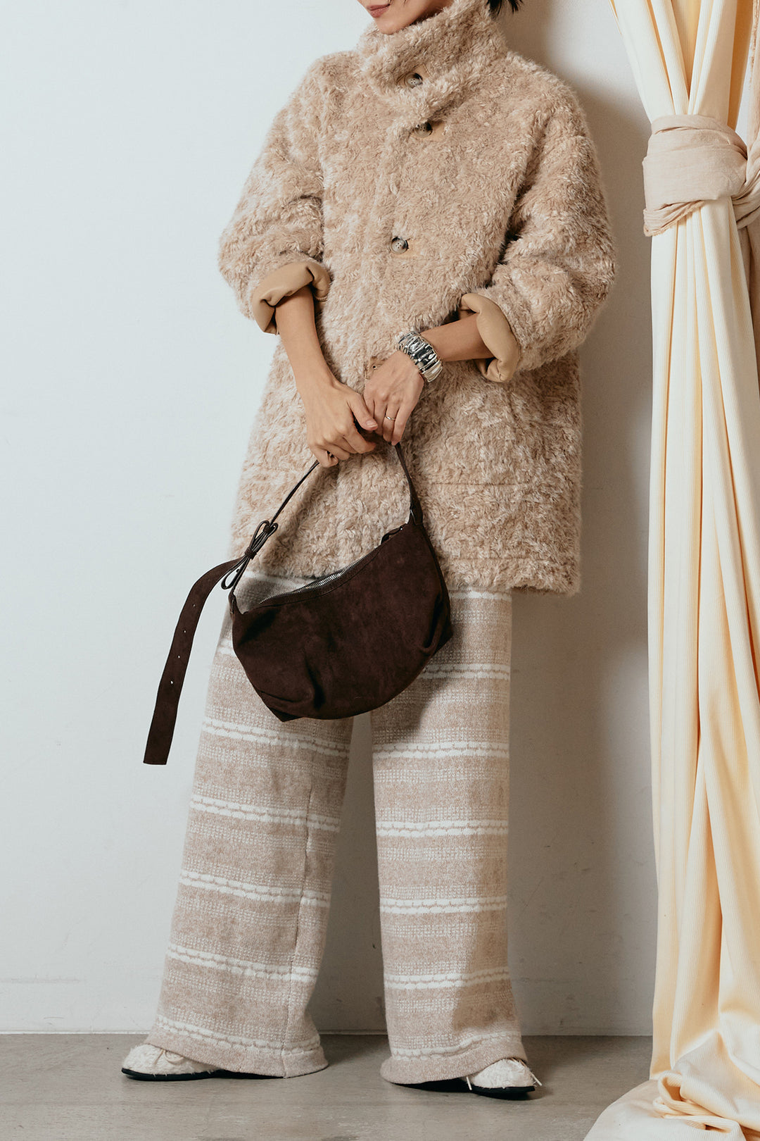 [SET]リバーシブルボアアウター+マルチライン柄リラックスニットパンツ(2set)