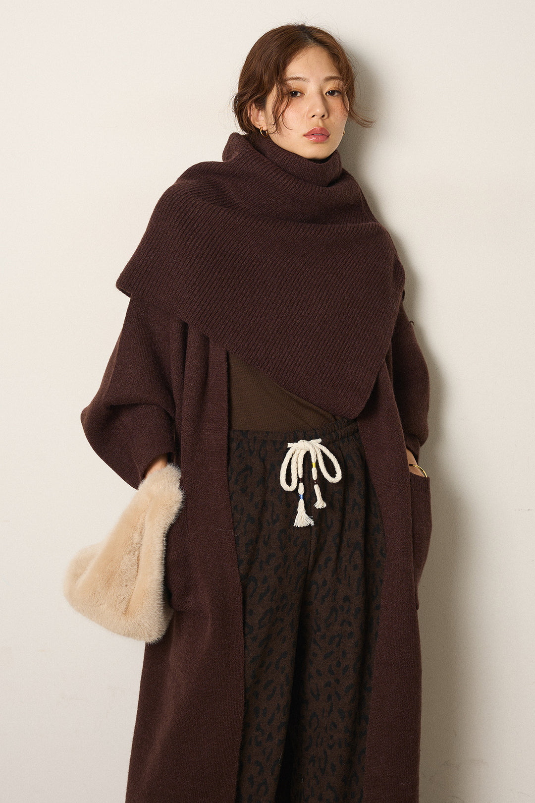 [SET]ケープレイヤードロングカーディガン+レオパードジャガードニットパンツ(2set)