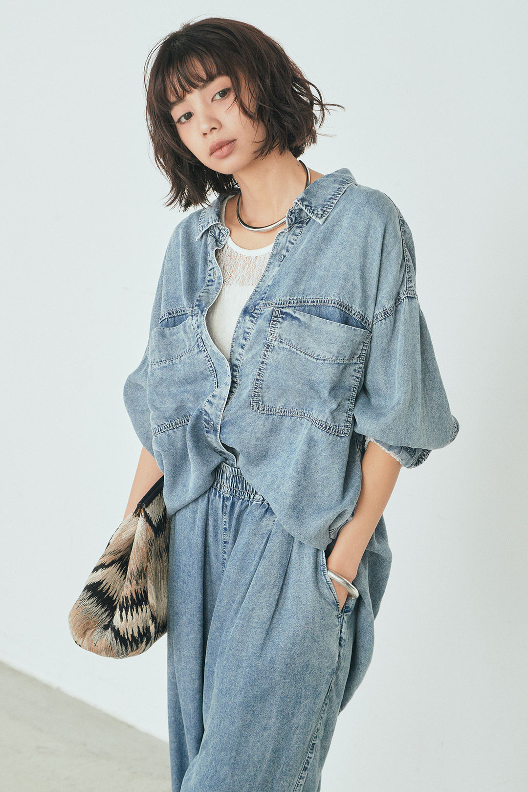 [SET]テンセルデニムシャツ+テンセルデニムイージーワイドパンツ+ストレッチレースクルーネックインナー(3set)