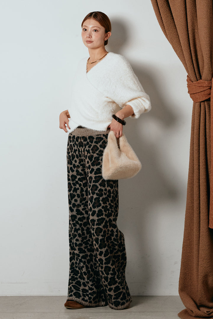 [SET]シャギーカシュクールニットトップス+リラックスレオパード柄ニットパンツ(2set)