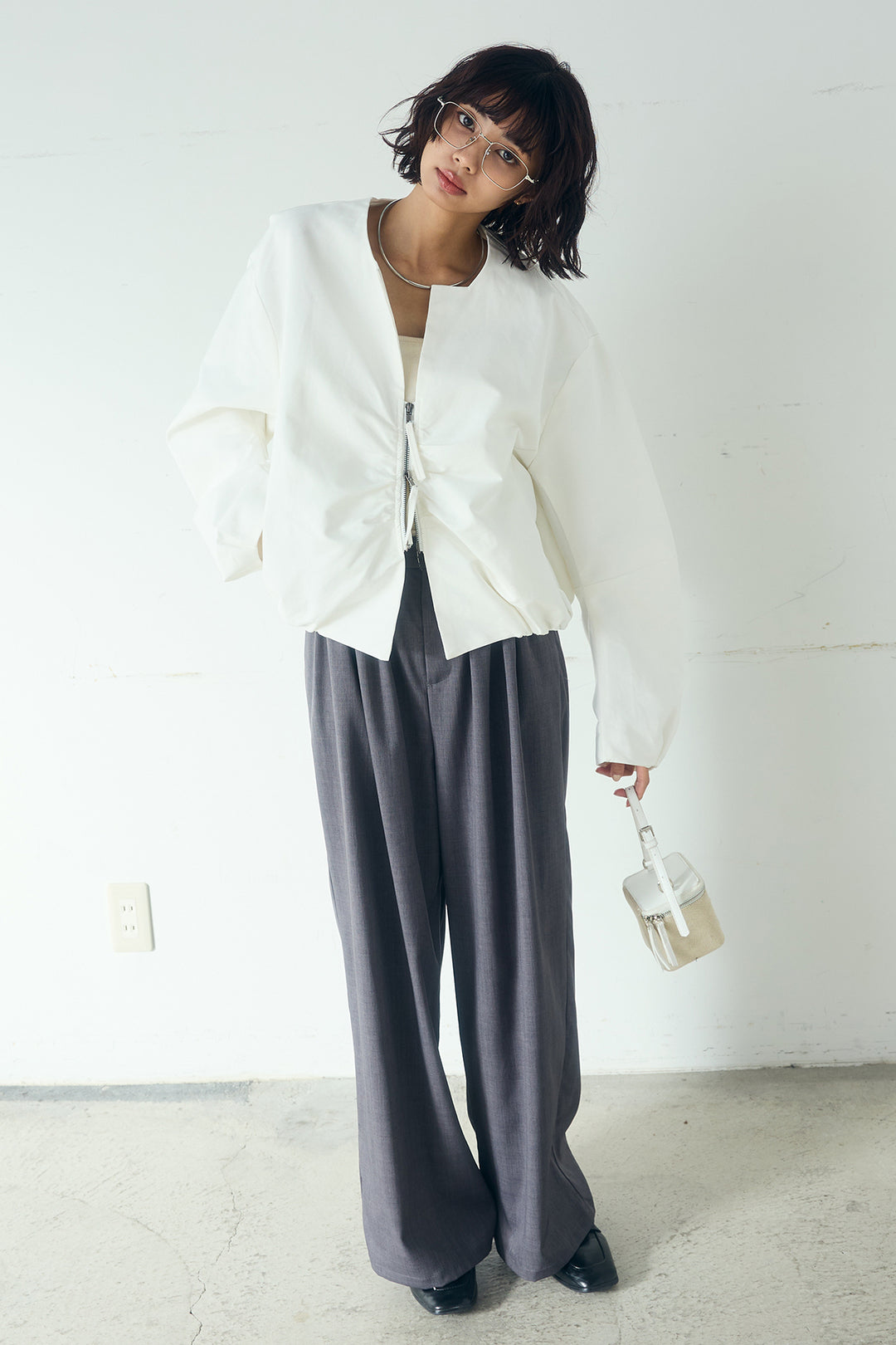 [SET]ノーカラーフロントギャザージップアウター+ツイルメニータックパンツ(2set)