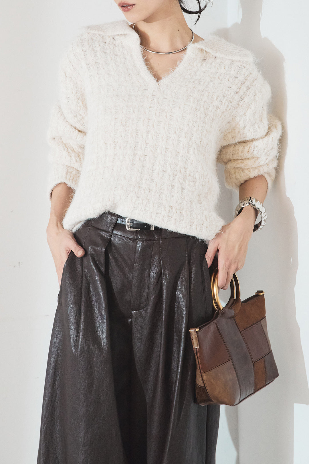 [SET]襟付きVネックニットトップス+ベルト付きレザーライクタックパンツ(2set)