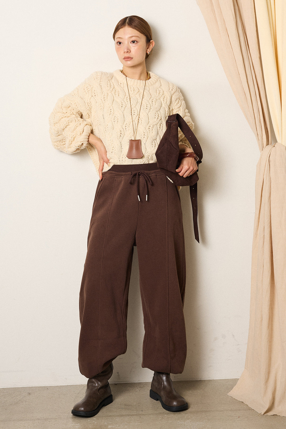 [SET]ケーブルリラックスショートニット+スウェットワイドカーブパンツ(2set)