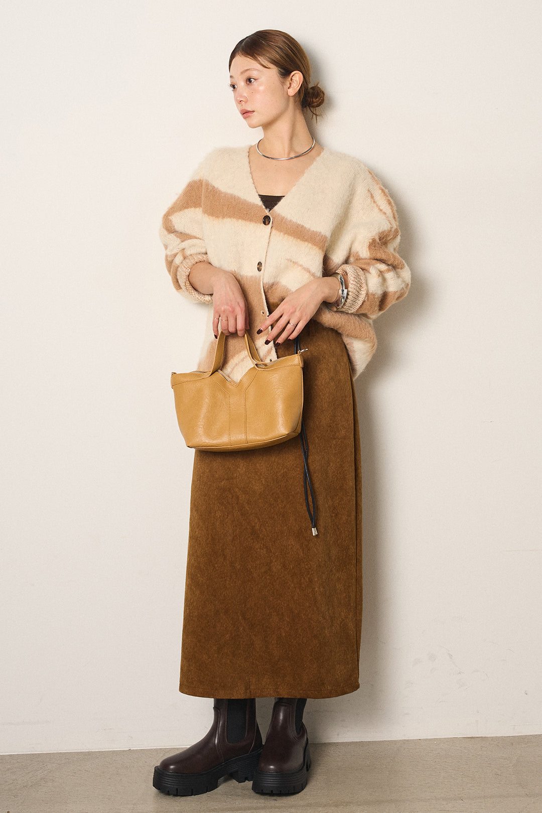 [SET]アクセントブラッシュドカーディガン+ロープベルト付きスウェード調スカート(2set)