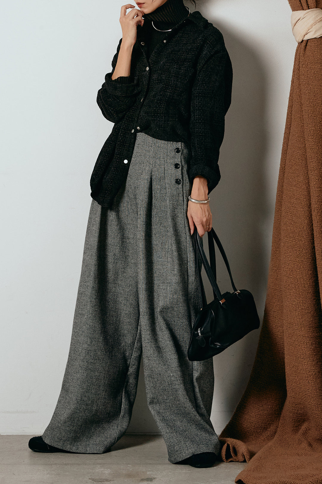 [SET]ルーズクラッシュツイルシャツ+サイドボタンツイードタックパンツ(2set)