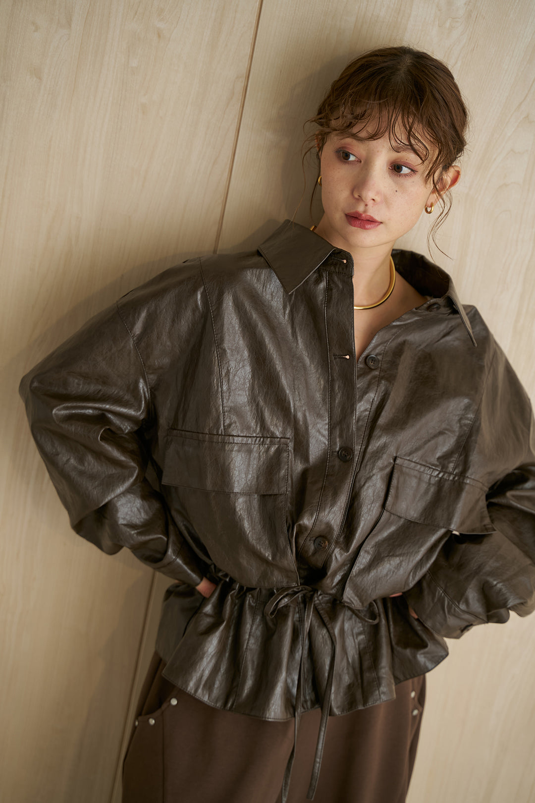 [SET]ワッシャー加工エコレザージャケット+スタッズ付きニーサイドタックスウェットパンツ(2set)