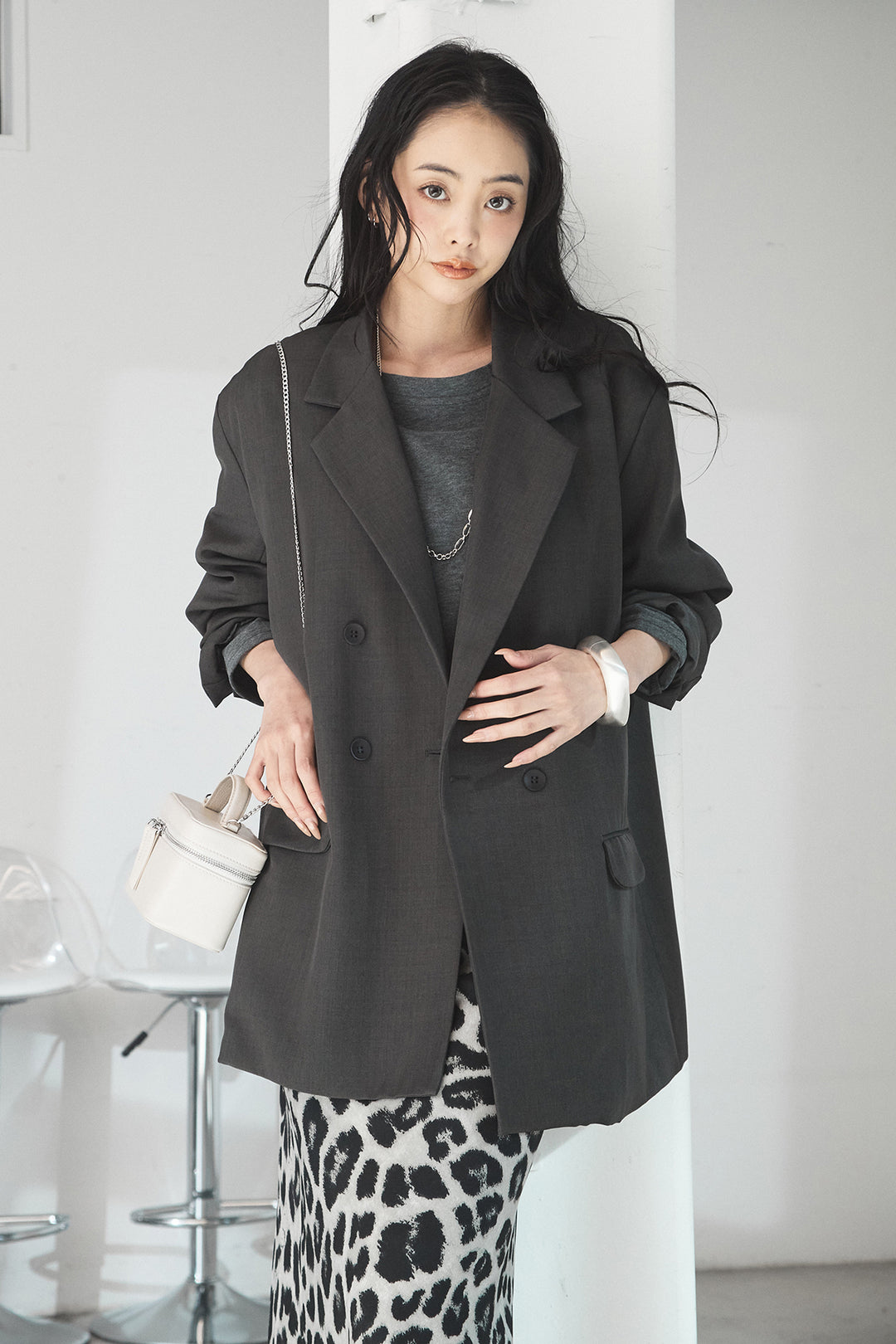 [SET]ルーズシルエットダブルテーラードジャケット+ストレッチロングTシャツ+レオパードサテンナロースカート(3set)