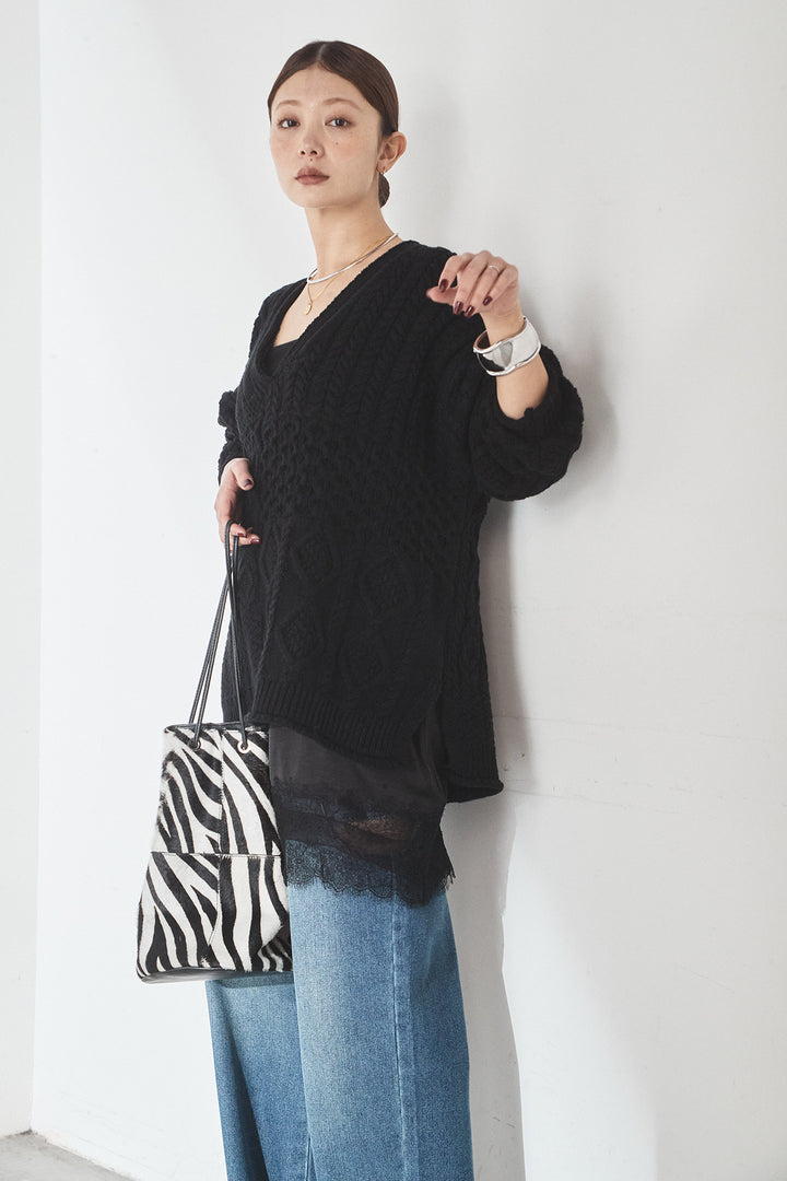 [SET]ケーブルVニットセーター+デニムサイドカットパンツ+レース切り替えキャミソール(3set)