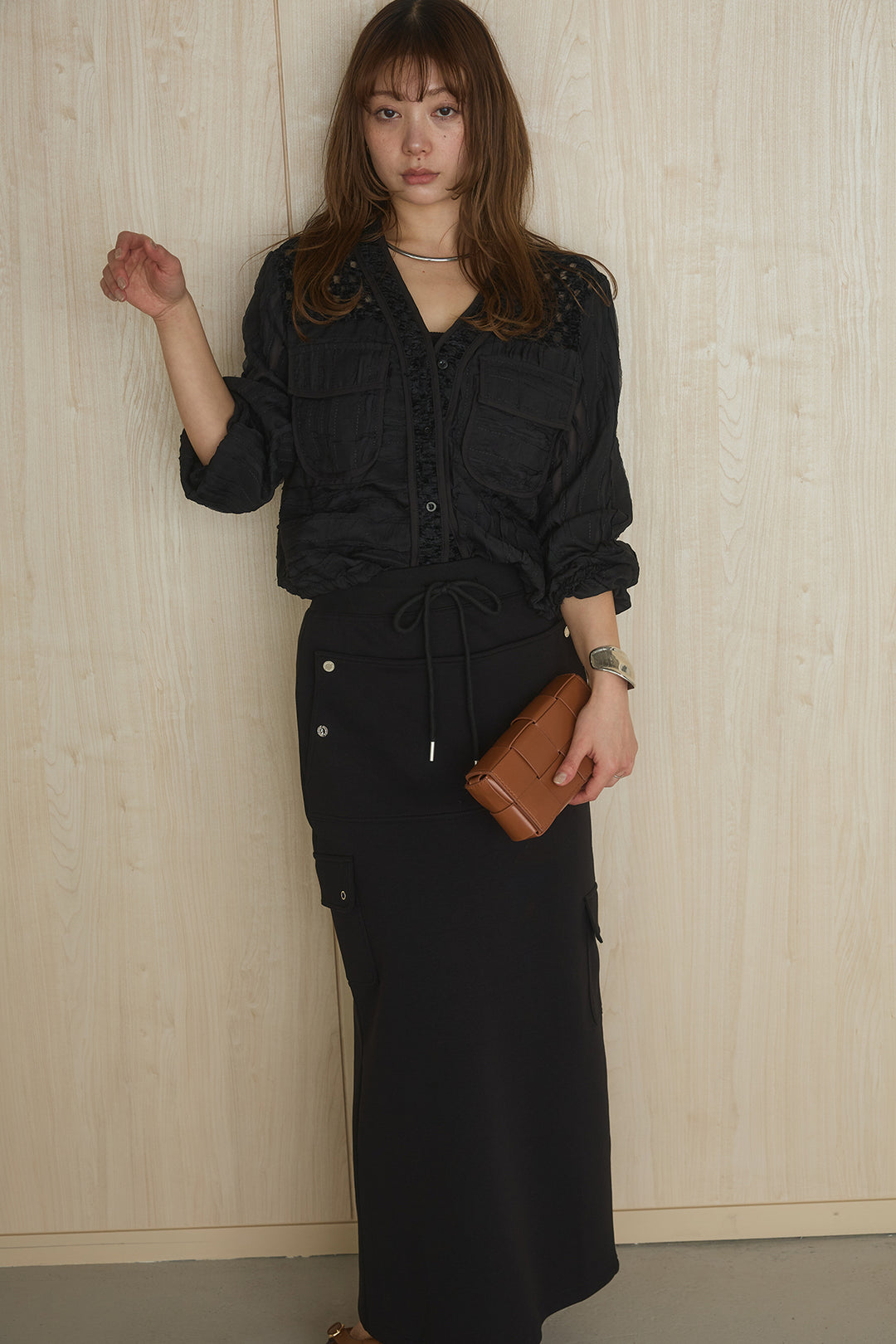 [SET]異素材切替シアーメッシュカーディガン+ドットボタン付きカットタイトスカート(2set)