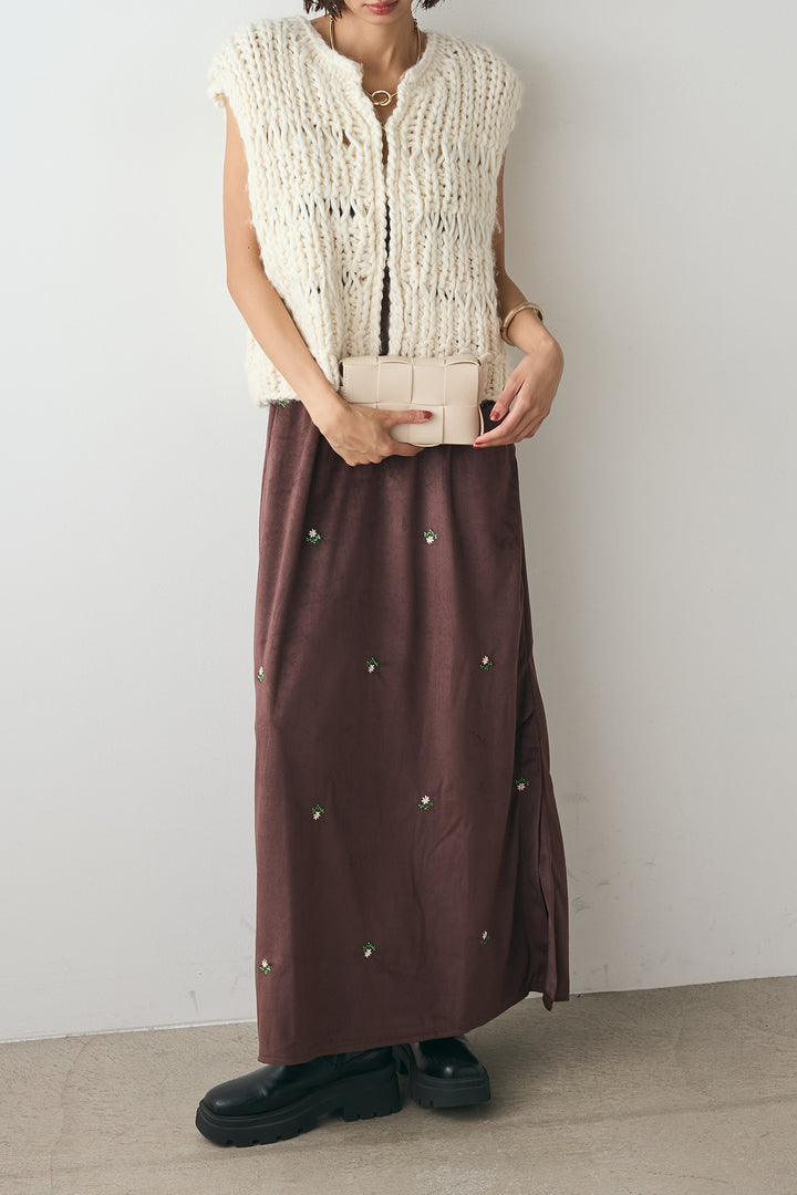[SET]ハンドニットロービングベスト+小花刺繍ベロアキャミワンピース(2set)