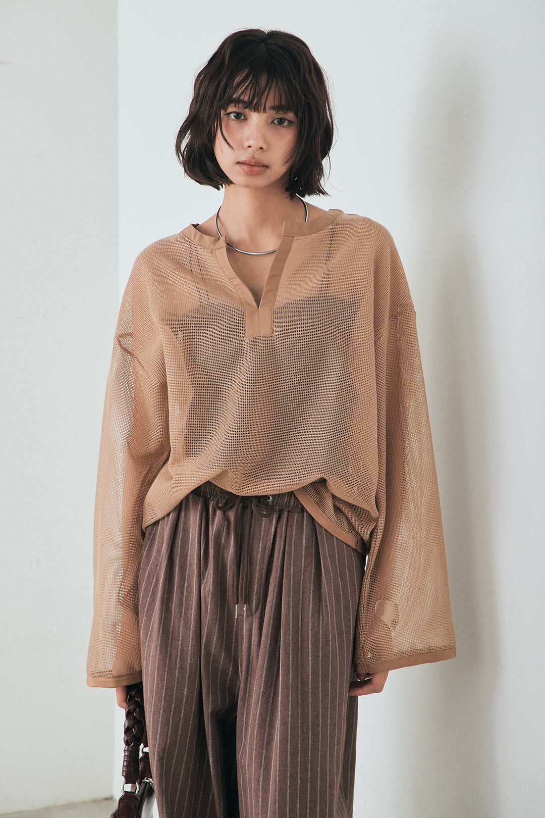 [SET]メッシュカットソースキッパープルオーバー+リネンライクストライプタックイージーパンツ(2set)