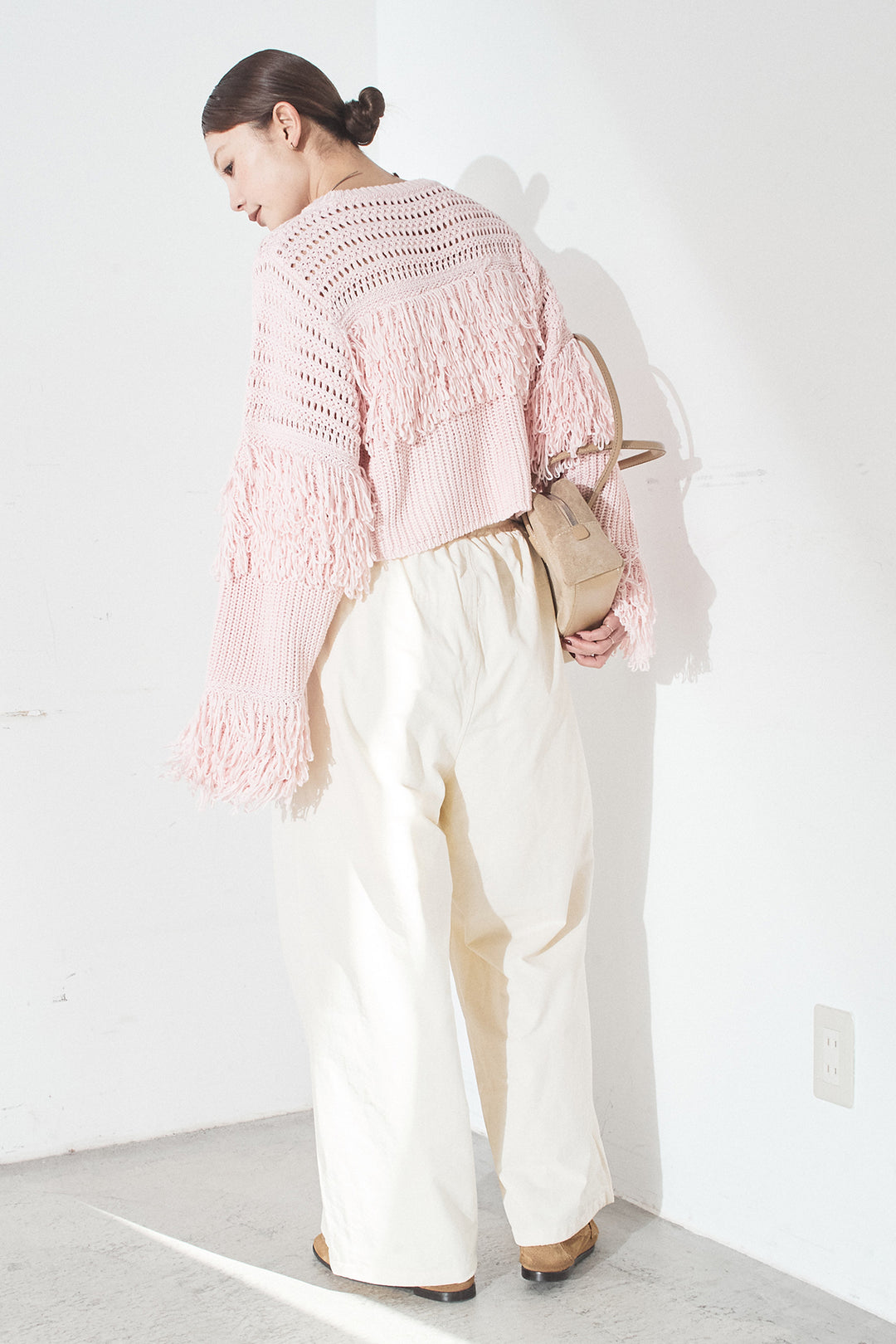 [SET]メッシュフリンジ切り替えプルオーバー+合繊ツイルスタンドウエスト巻きジョガーパンツ(2set)