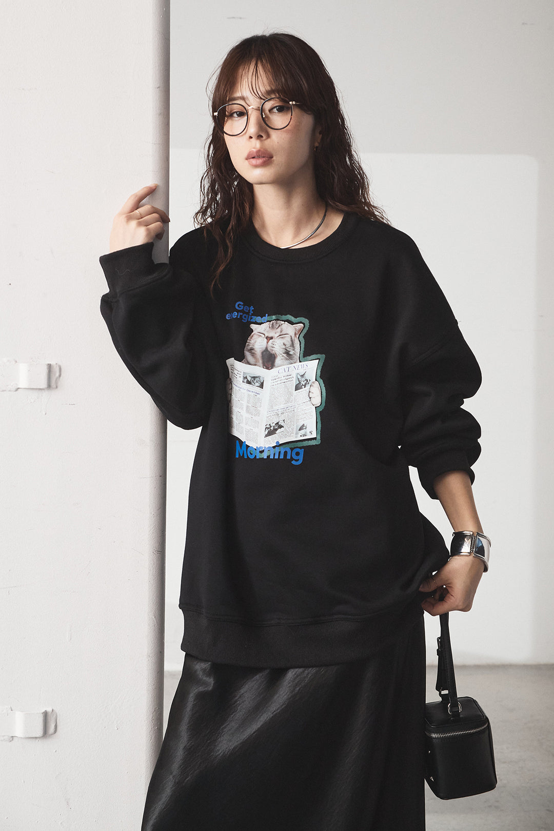 [SET]裏起毛モーニングキャットプリントスウェット+裾レースデザインサテンスカート(2set)