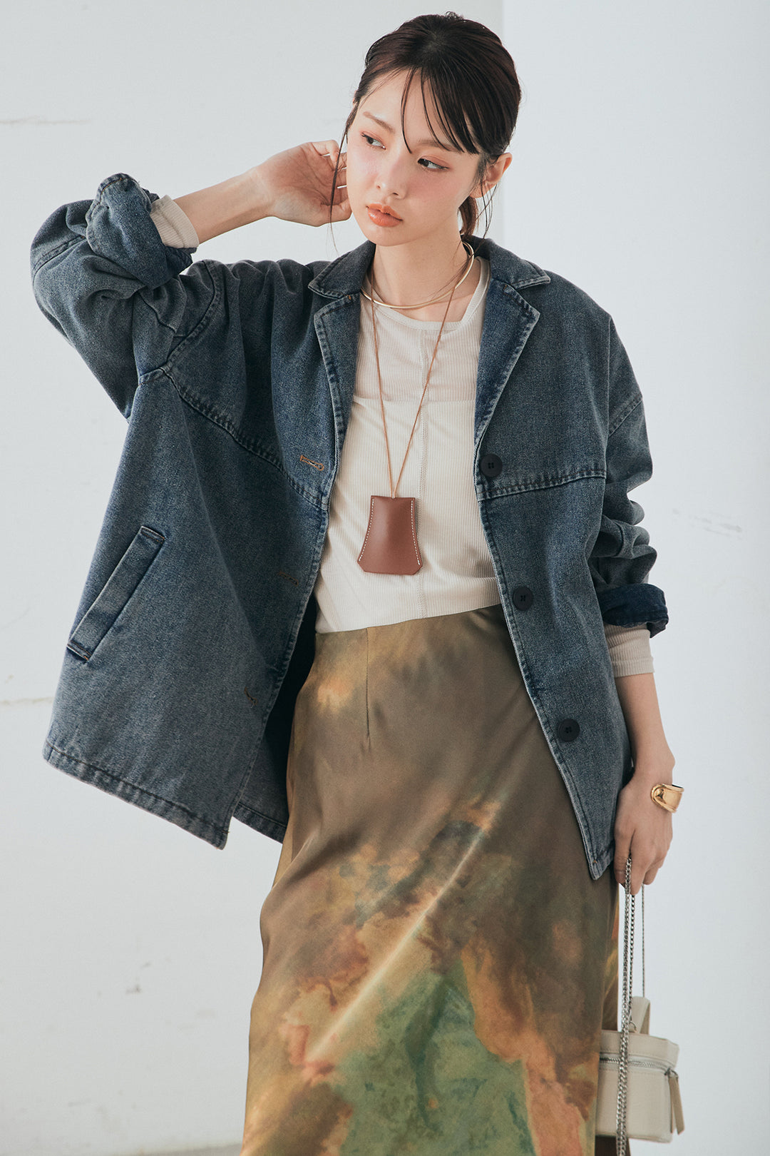 [SET]オーバーデニムジャケット+ニュアンス柄サテンスカート(2set)