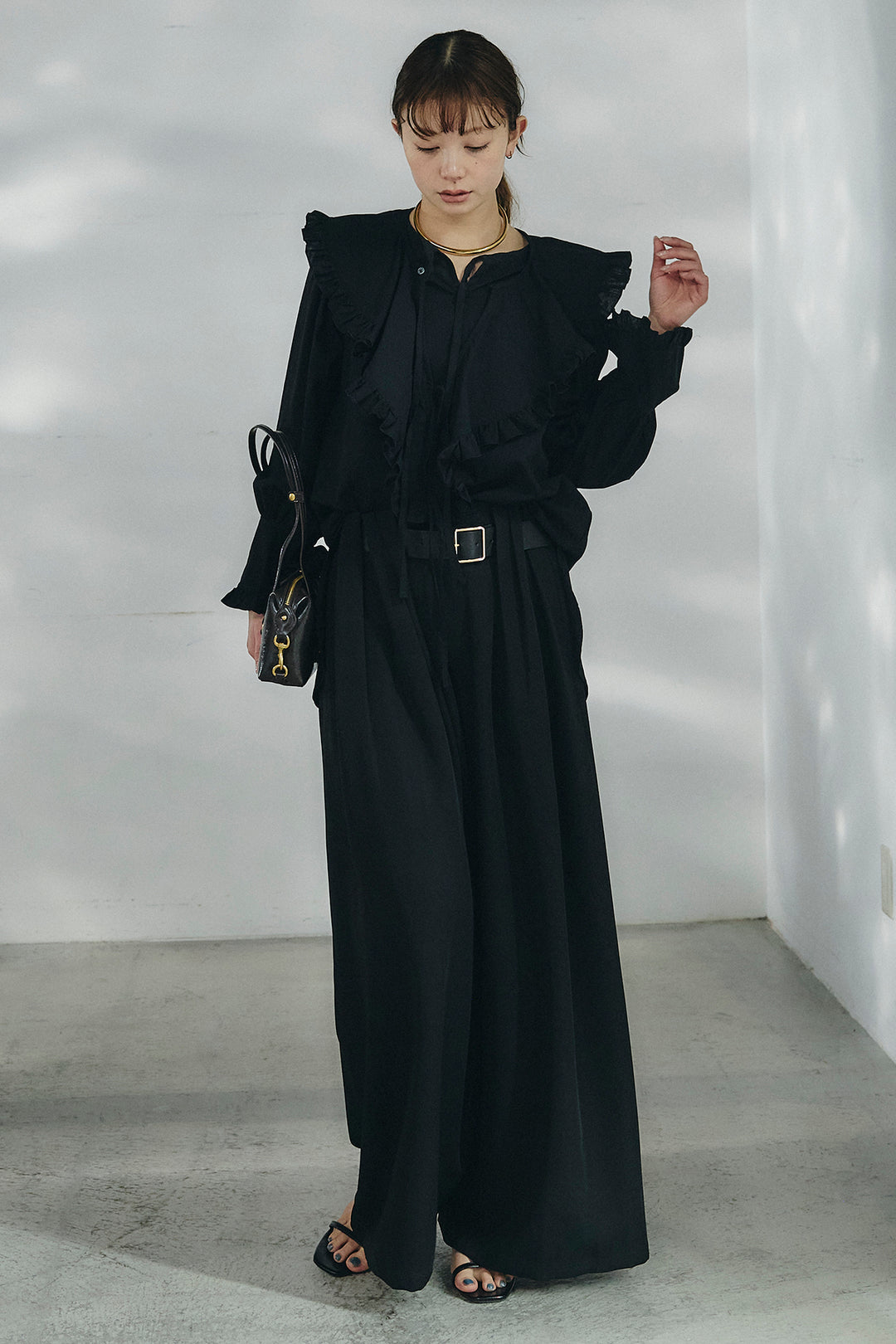 [SET]コットンフリルブラウス+ベルト付きタックデザインハイウエストロングパンツ(2set)