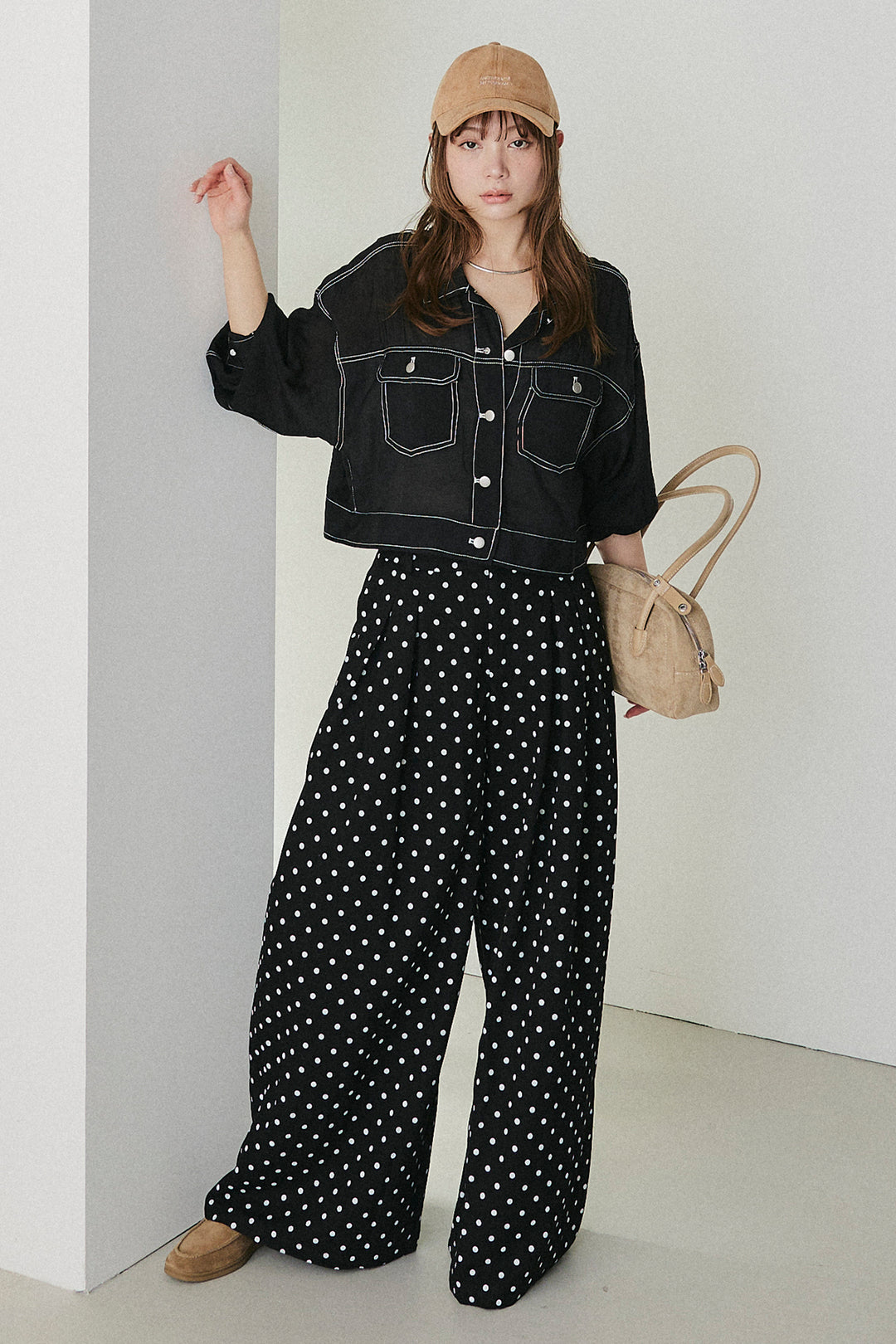 [SET]配色ステッチシアーシャツ+ベルト付きドット柄ワイドパンツ(2set)