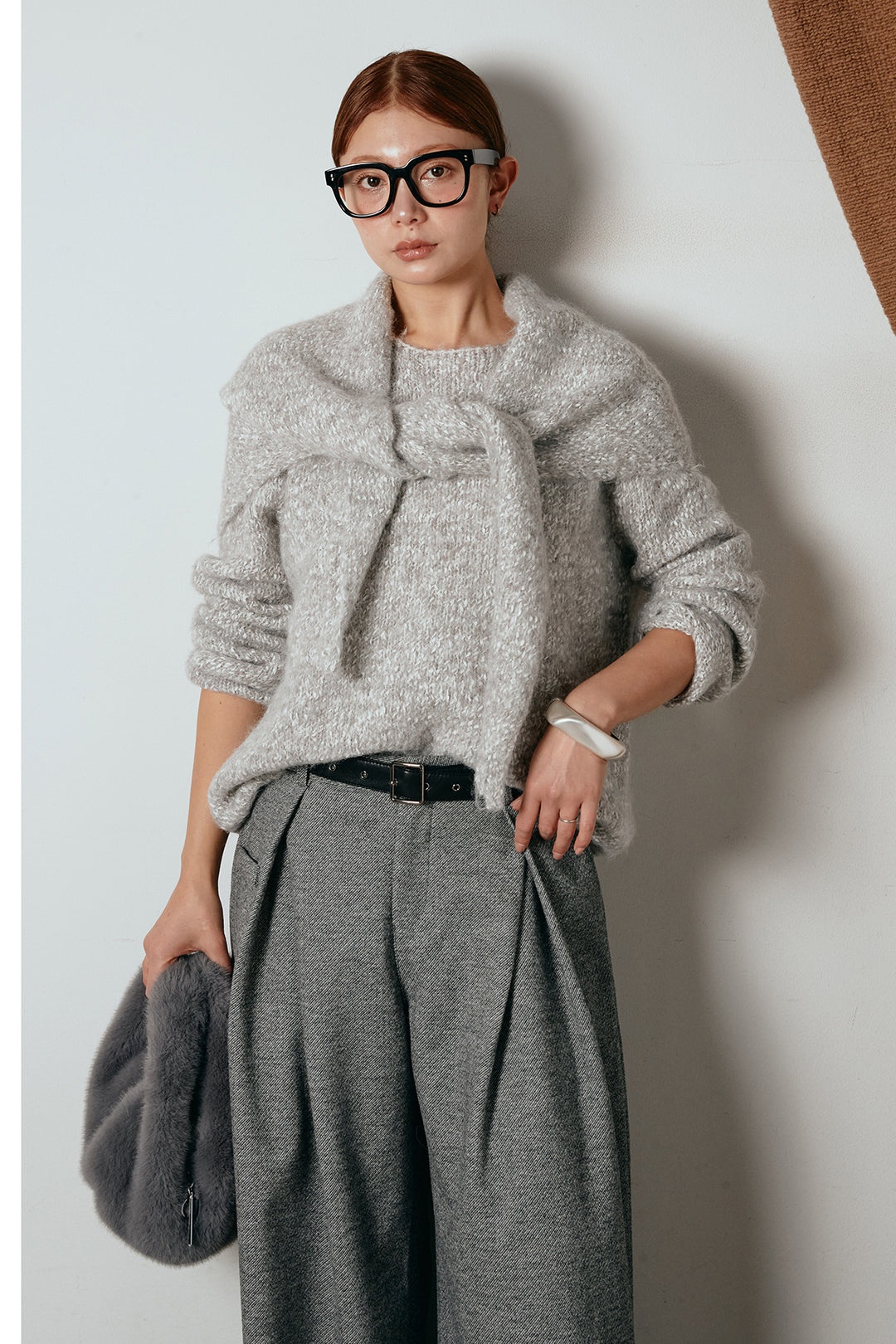 [SET]スカーフ付きミックスニットトップス+細ベルト付き起毛タックワイドパンツ(2set)