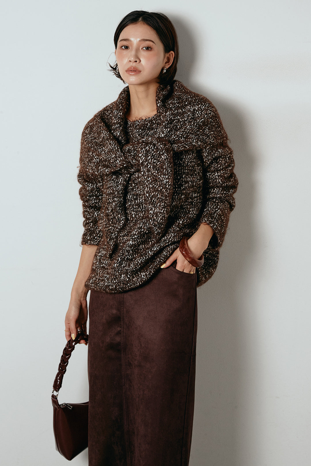 [SET]スカーフ付きミックスニットトップス+スウェードライク裾フリンジスカート(2set)