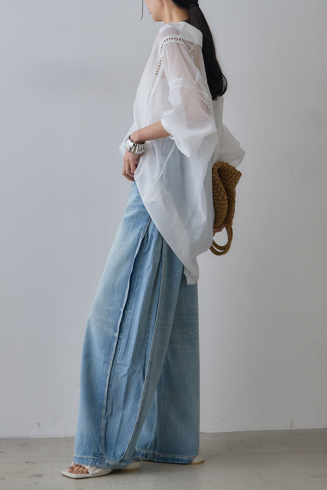 [SET]襟付き深Vネック刺繍シアーシャツ+ストレートデニムパンツ(2set)