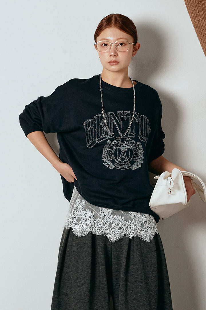 [SET]フロントロゴスウェットプルオーバー+カップ付きレースドッキングキャミソール(2set)