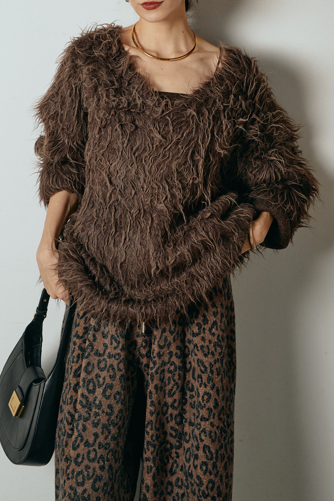 [SET]深Vネックシャギーニットトップス+リラックスレオパード柄ワイドパンツ(2set)