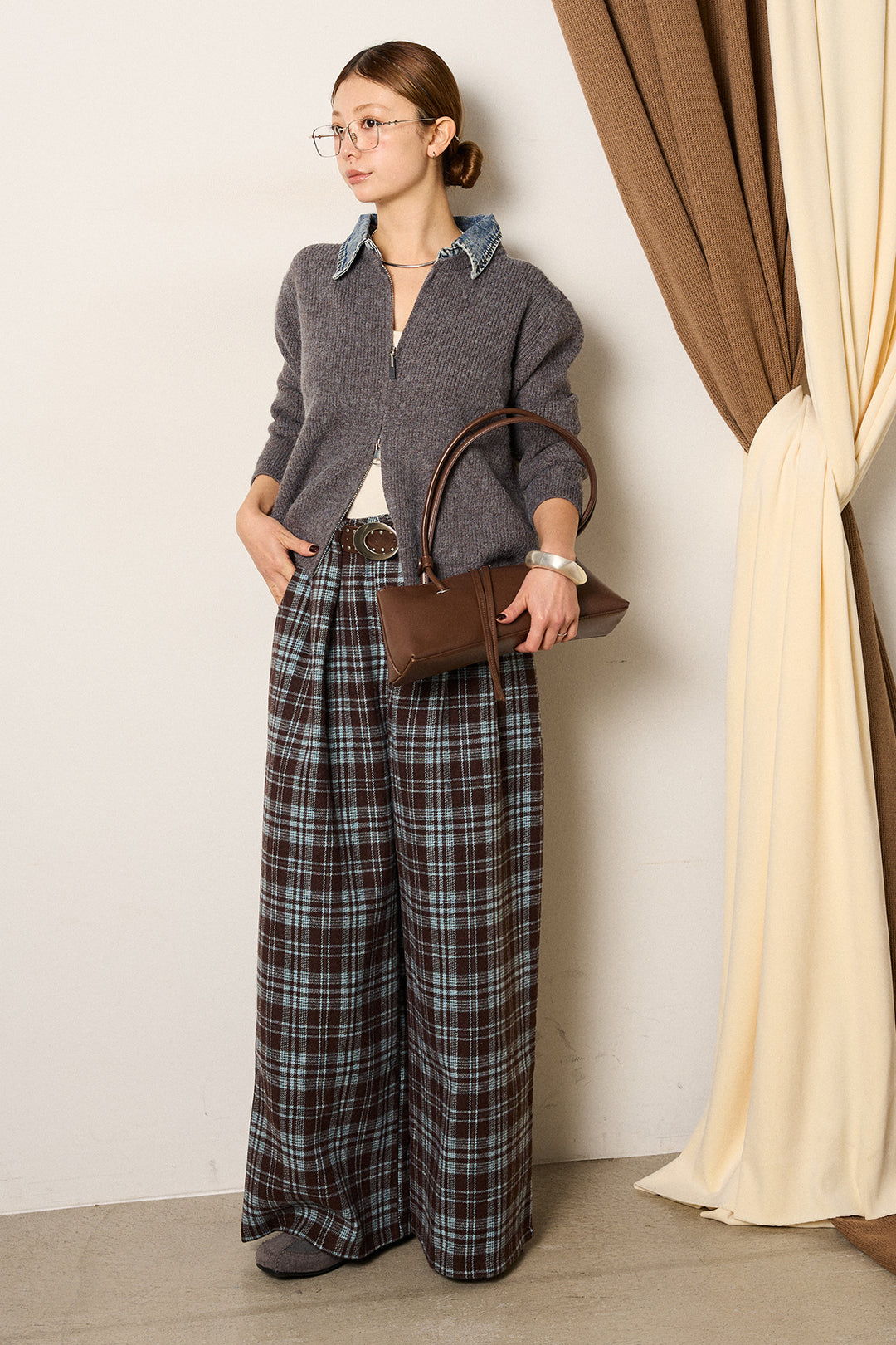 [SET]デニム襟ダブルジップニットトップス+スタッズデザインベルトタータンチェックパンツ(2set)