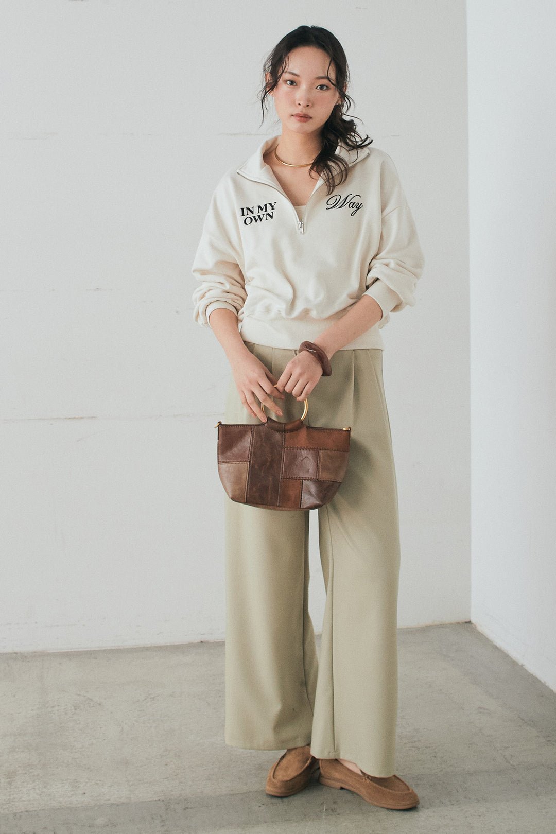 [SET]裏毛ロゴ刺繍ハーフZIPスウェット+斜めボタンタック入りスラックス(2set)