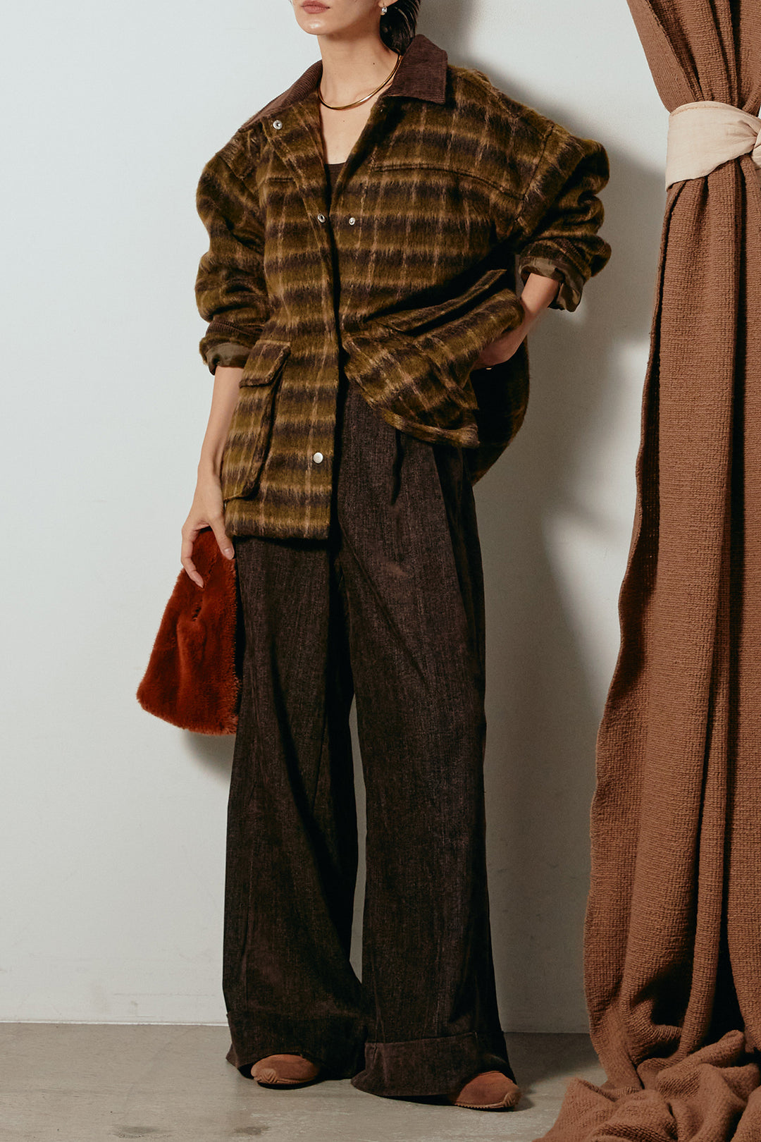 [SET]チェックシャギーミドルカバーオール+フェイクレザーベルト付きスウェードライクワイドパンツ(2set)