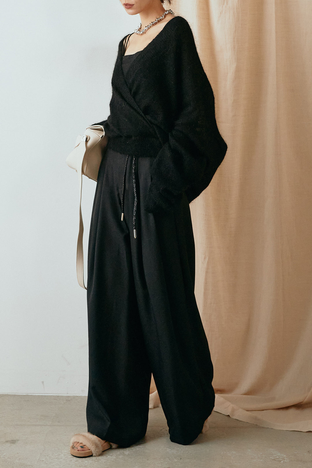 [SET]カシュクールデザインニット+細ベルト付きワイドパンツ(2set)