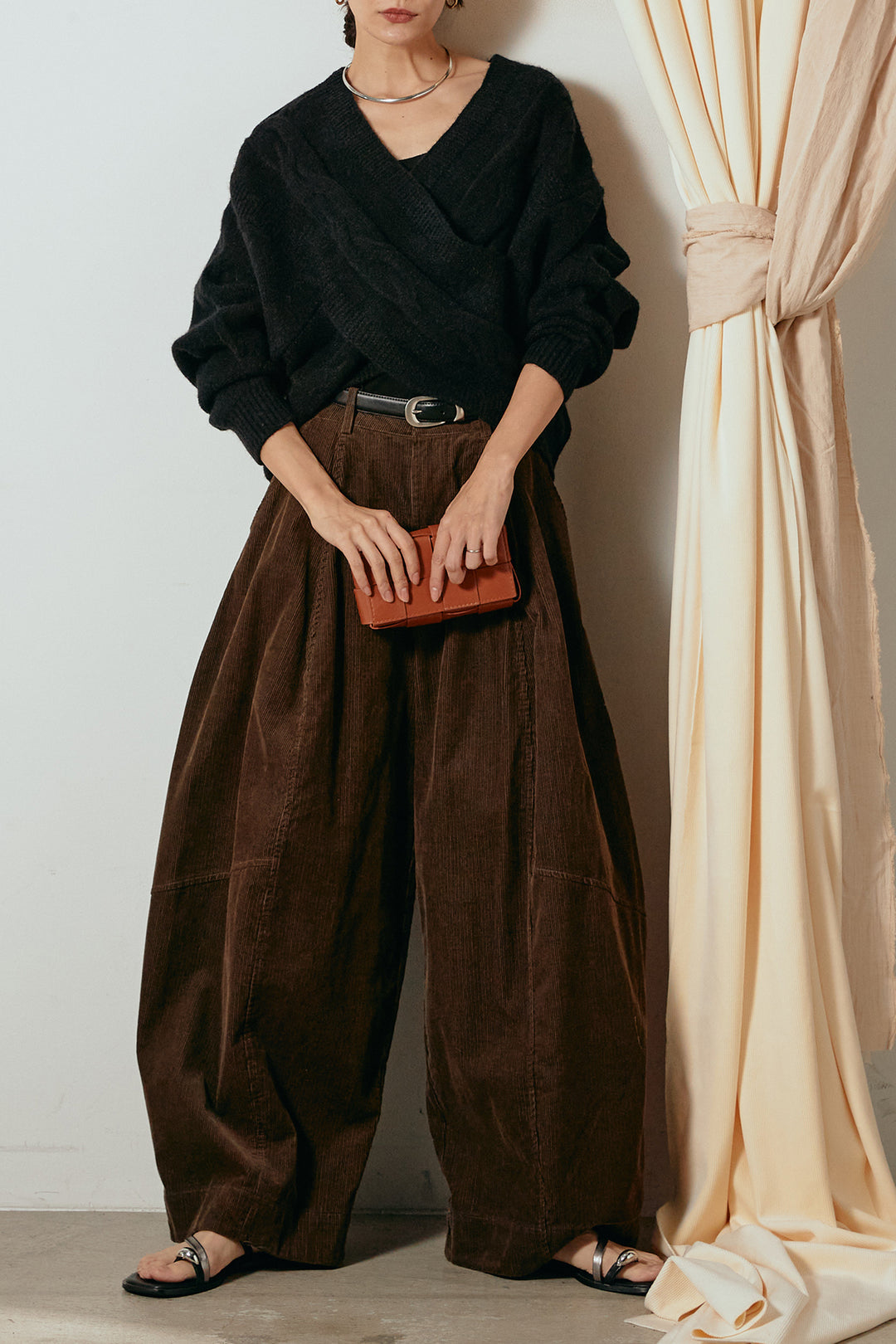 [SET]ケーブルカシュクールニットトップス+タック入りコーデュロイワイドパンツ(2set)