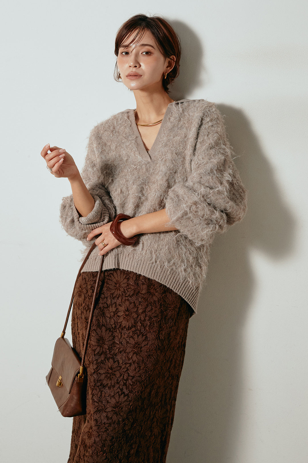 [SET]襟付きシャギーニットポロトップス+花柄刺繍ベロアフレアスカート(2set)