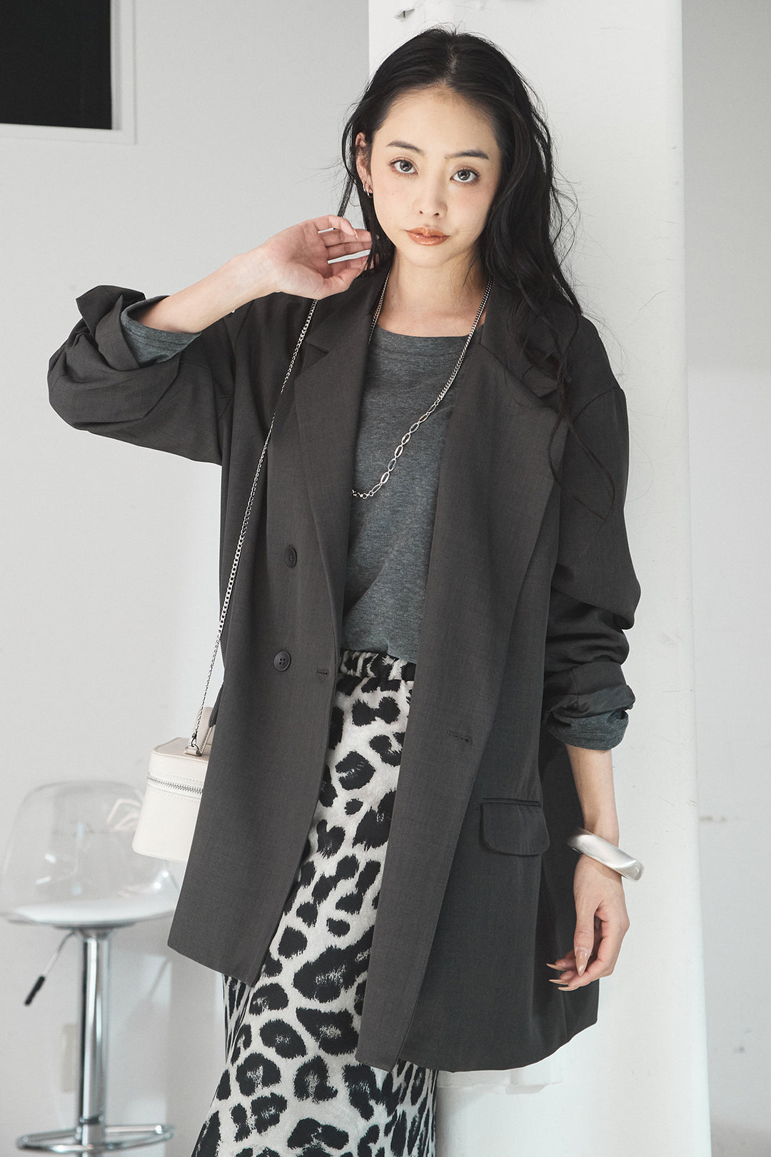 [SET]ルーズシルエットダブルテーラードジャケット+ストレッチロングTシャツ+レオパードサテンナロースカート(3set)