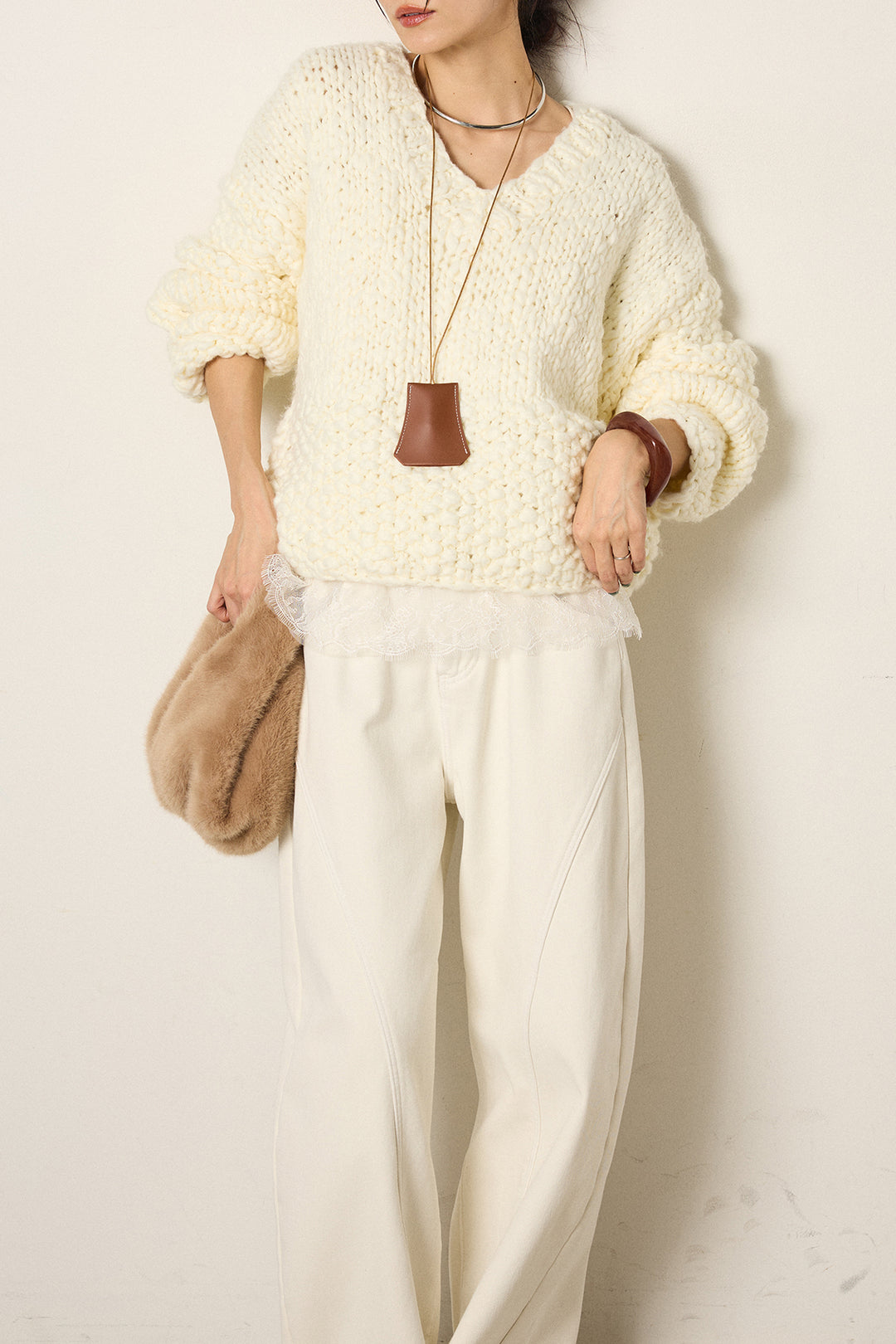 [SET]Vネックハンド編みニットトップス+ベルト付きカジュアルカーブワイドパンツ+レース切り替えキャミソール(3set)