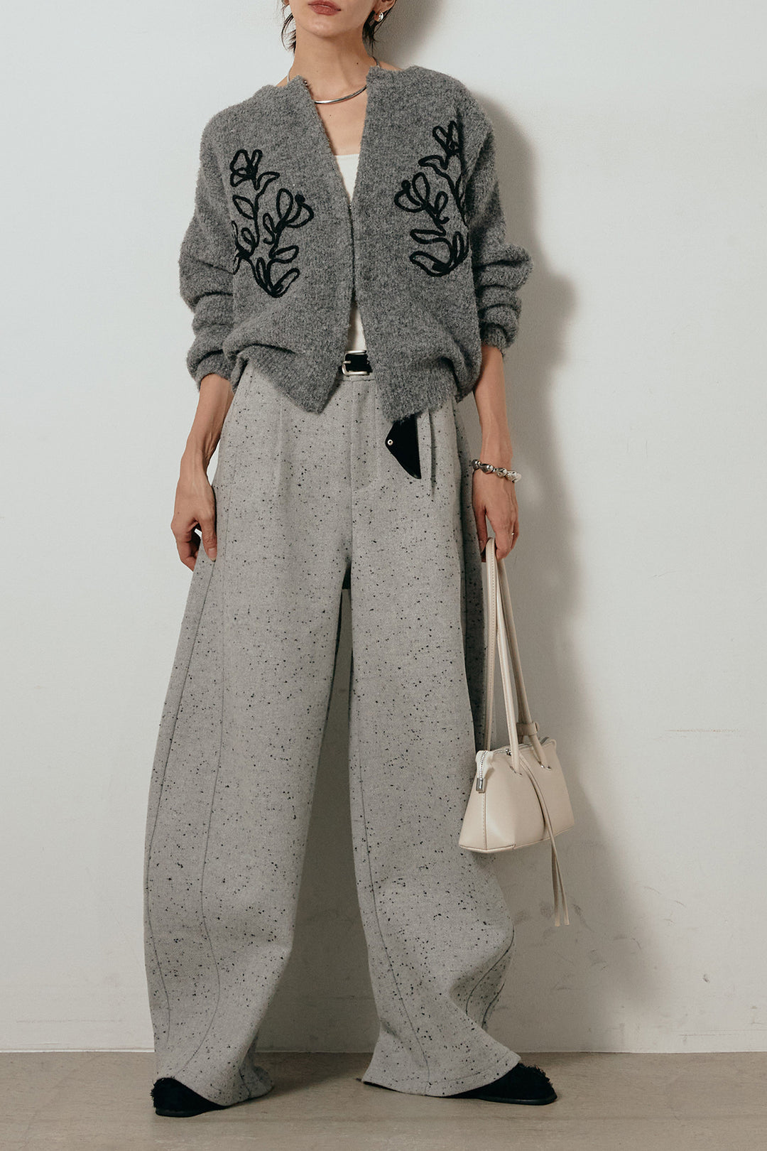 【即納】ベルト付きネップツイードカーブパンツ/グレー