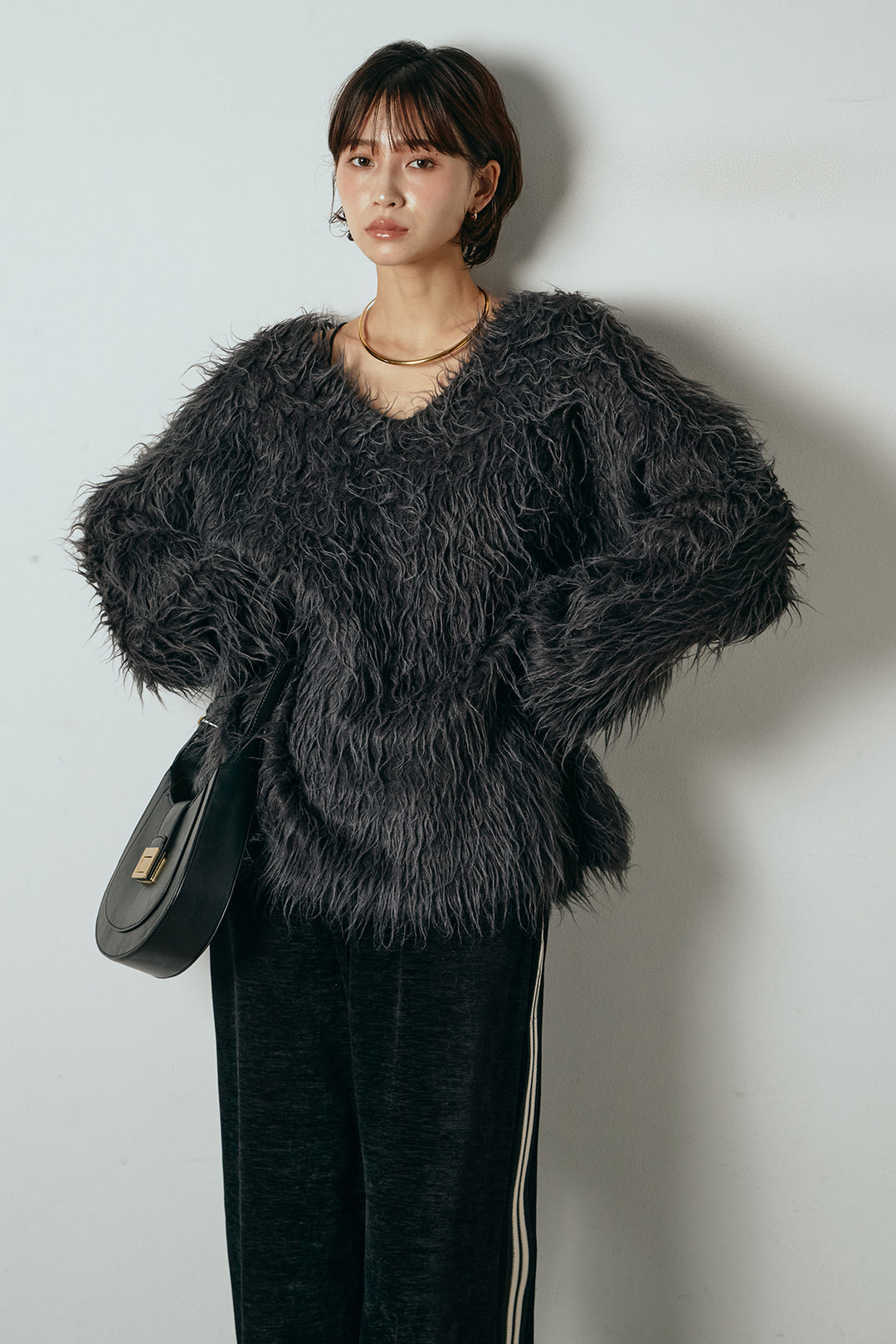 [SET]深Vネックシャギーニットトップス+リラックスサイドラインベロアワイドパンツ(2set)