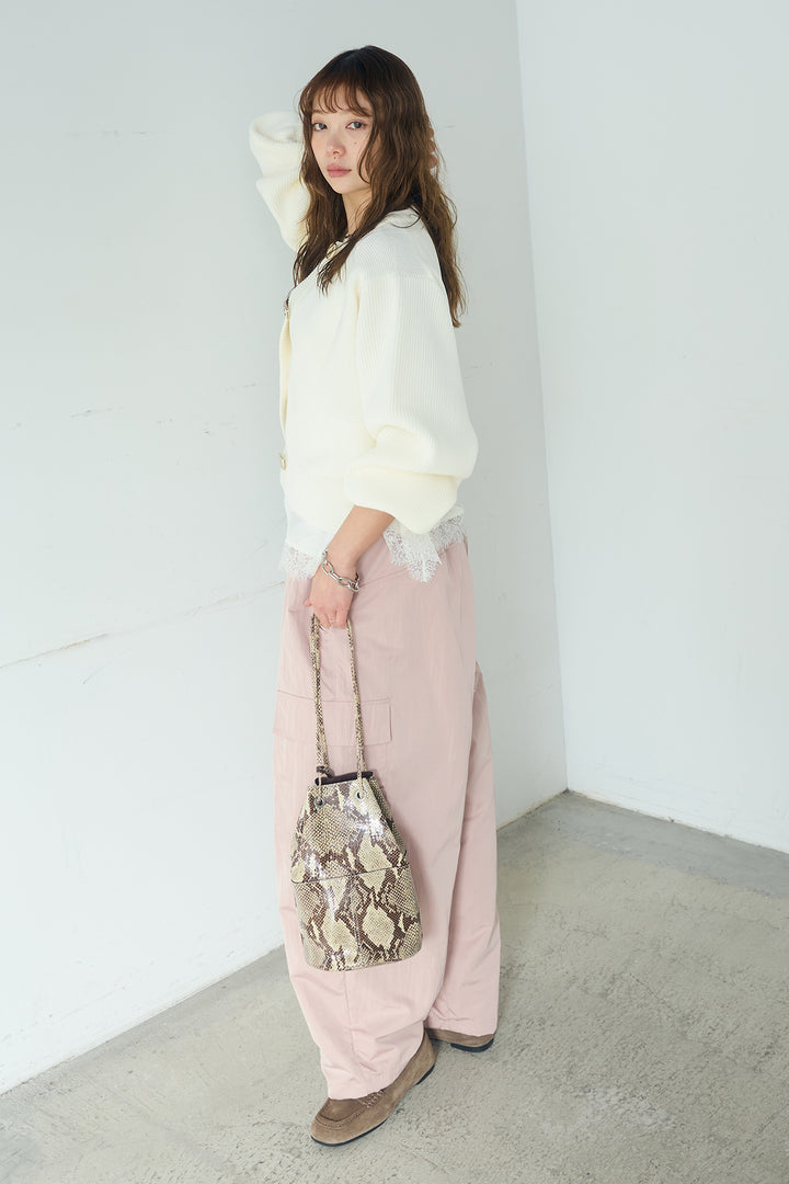 [SET]スポンディッシュBIGボタンクルーネックカーディガン+ブロード切り替えぺプラムタンク(2set)