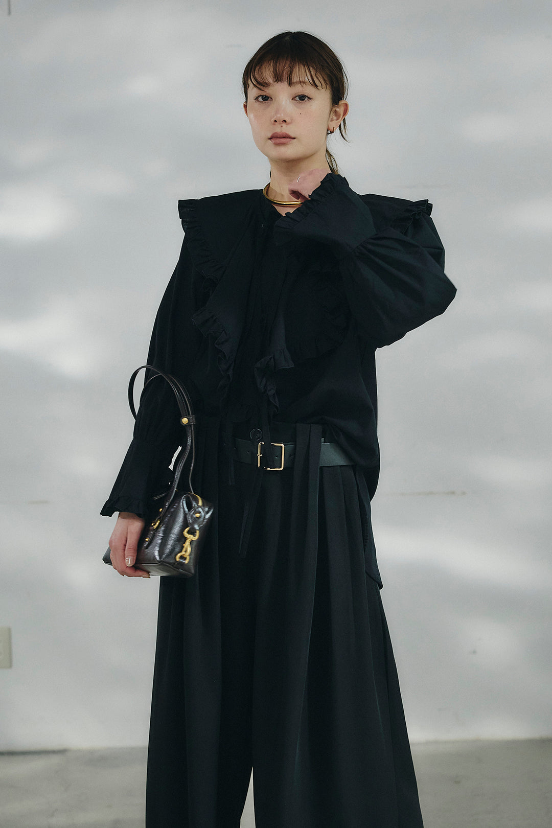 [SET]コットンフリルブラウス+ベルト付きタックデザインハイウエストロングパンツ(2set)