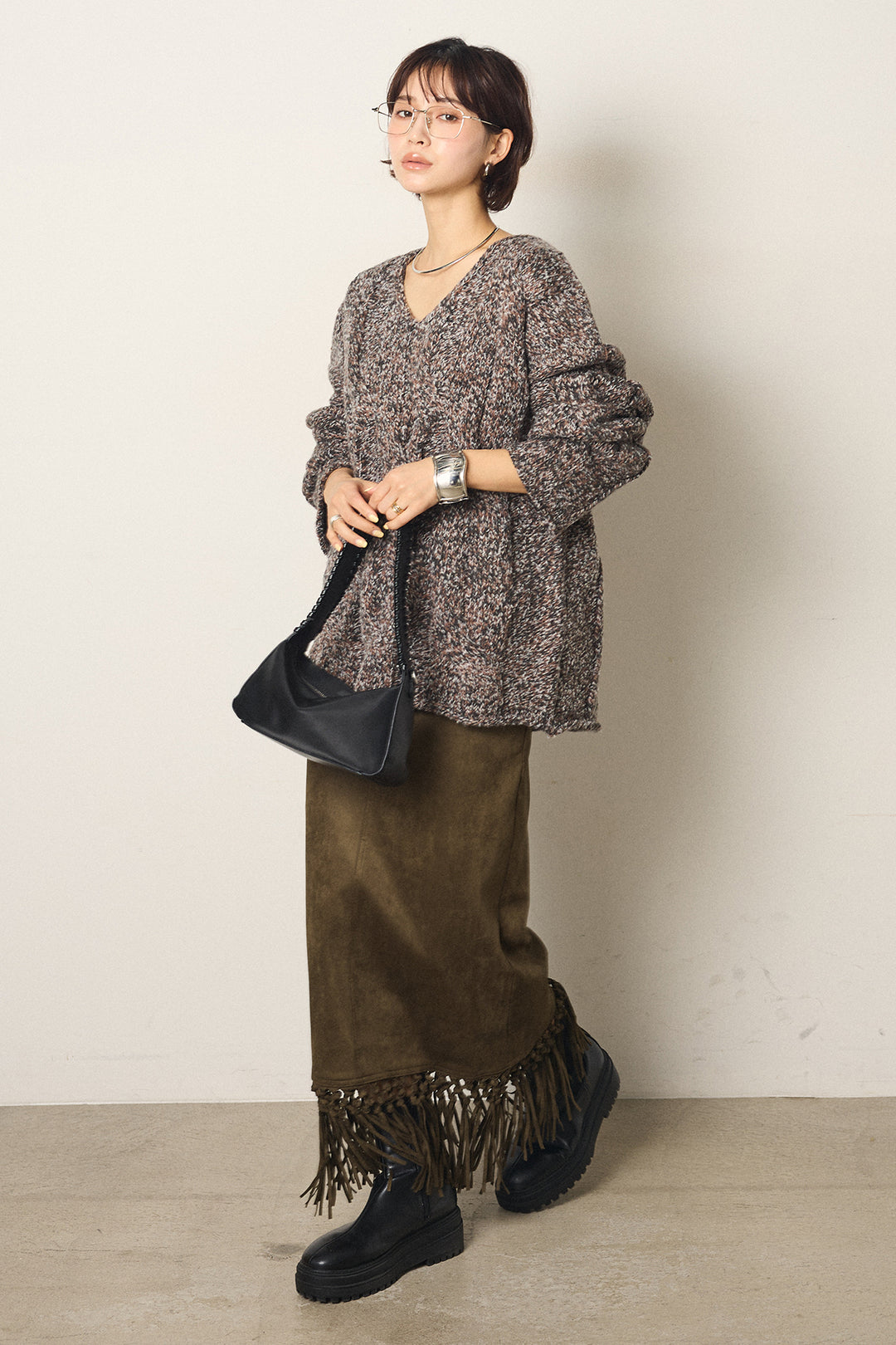 [SET]Vネックミックス編みニットトップス+スウェードライク裾フリンジスカート(2set)