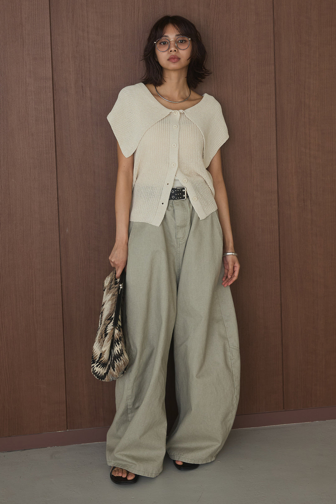 [SET]ビッグカラーボタンニットトップス+ベルト付きカラーデニムパンツ(2set)