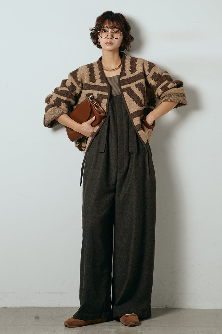 [SET]ノーカラー幾何学模様アウター+ウール混フランネルワイドサロペット(2set)